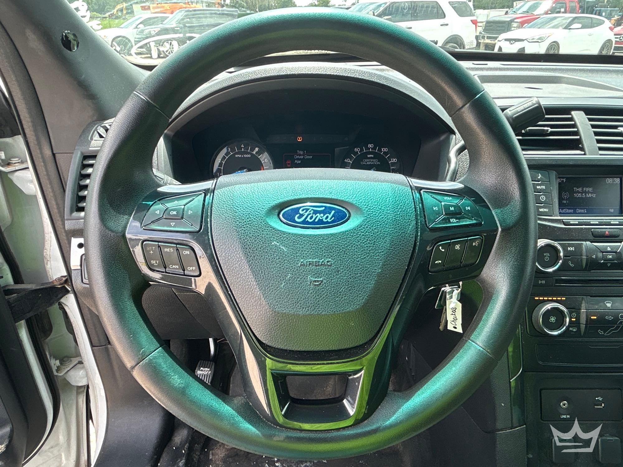 2016 Ford Explorer