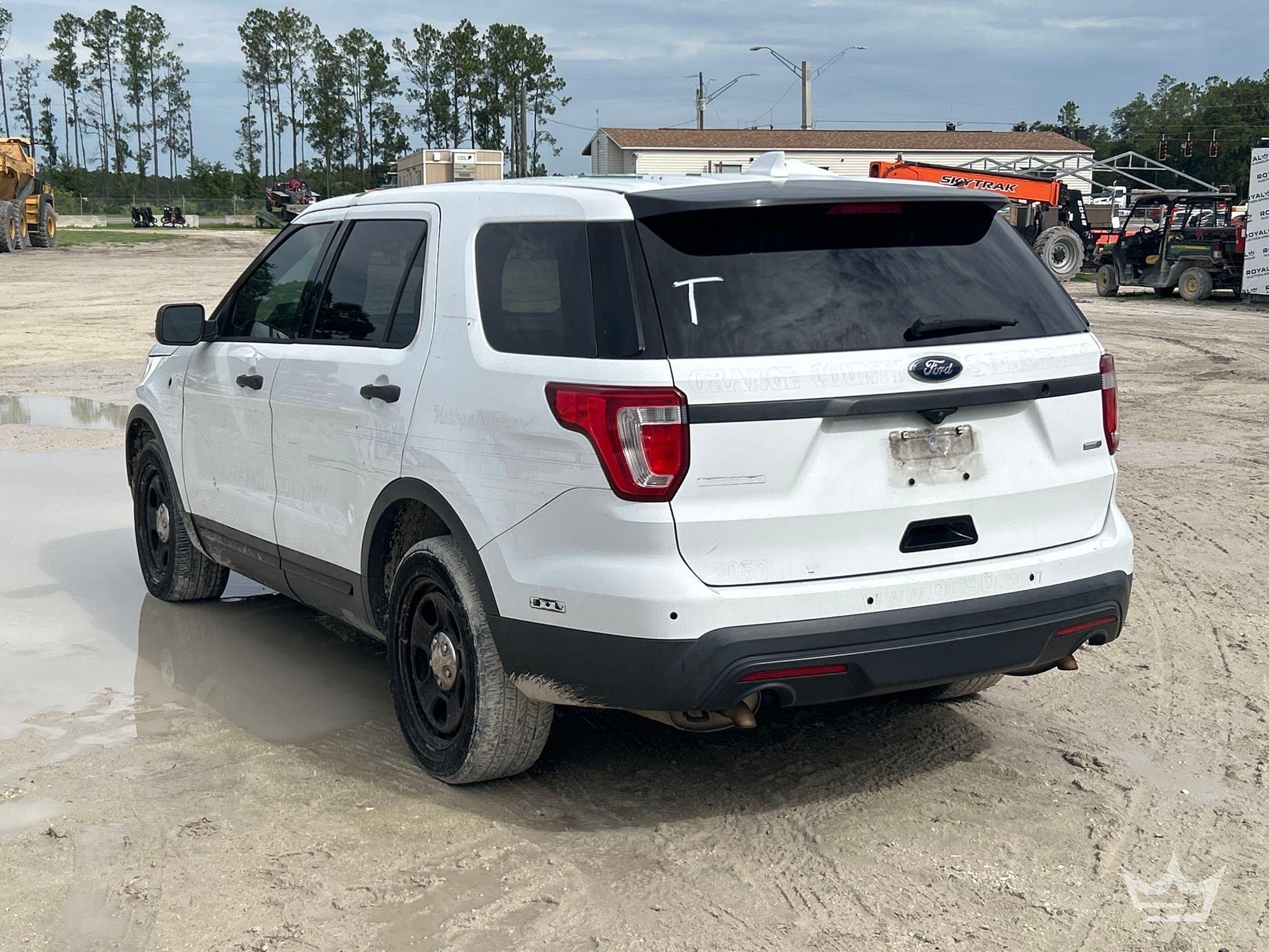 2016 Ford Explorer