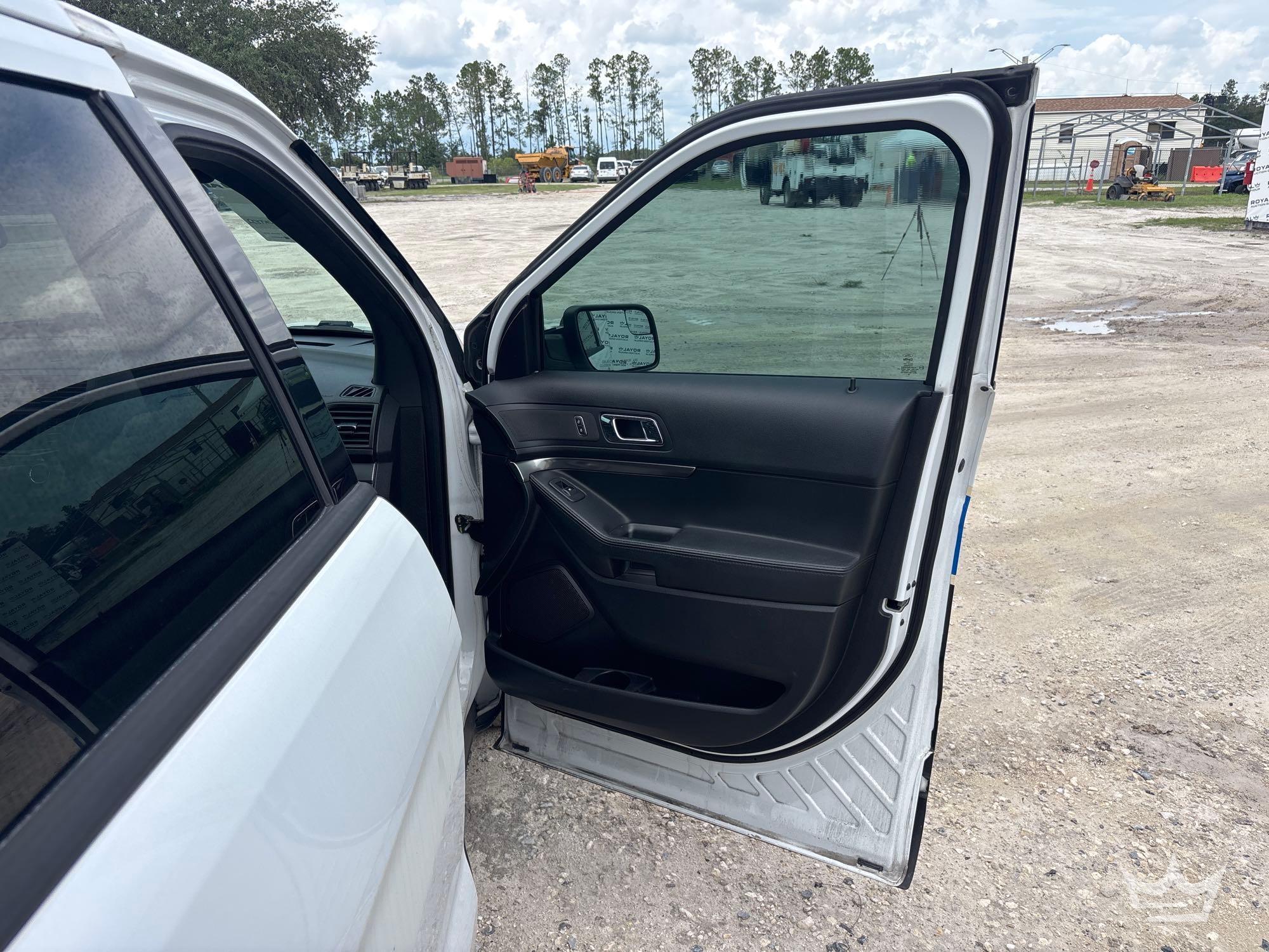 2019 Ford EXPLORER