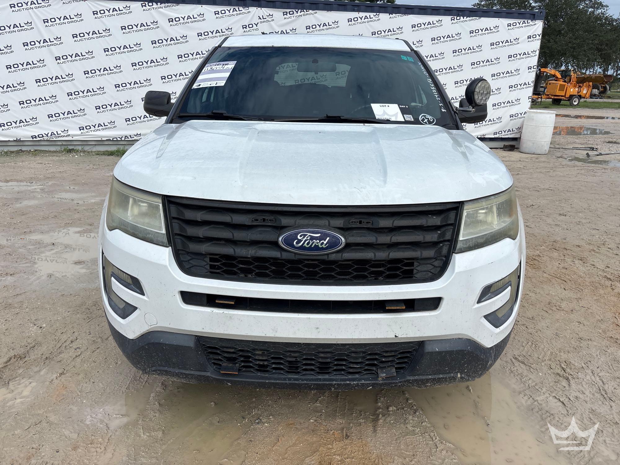 2016 Ford Explorer