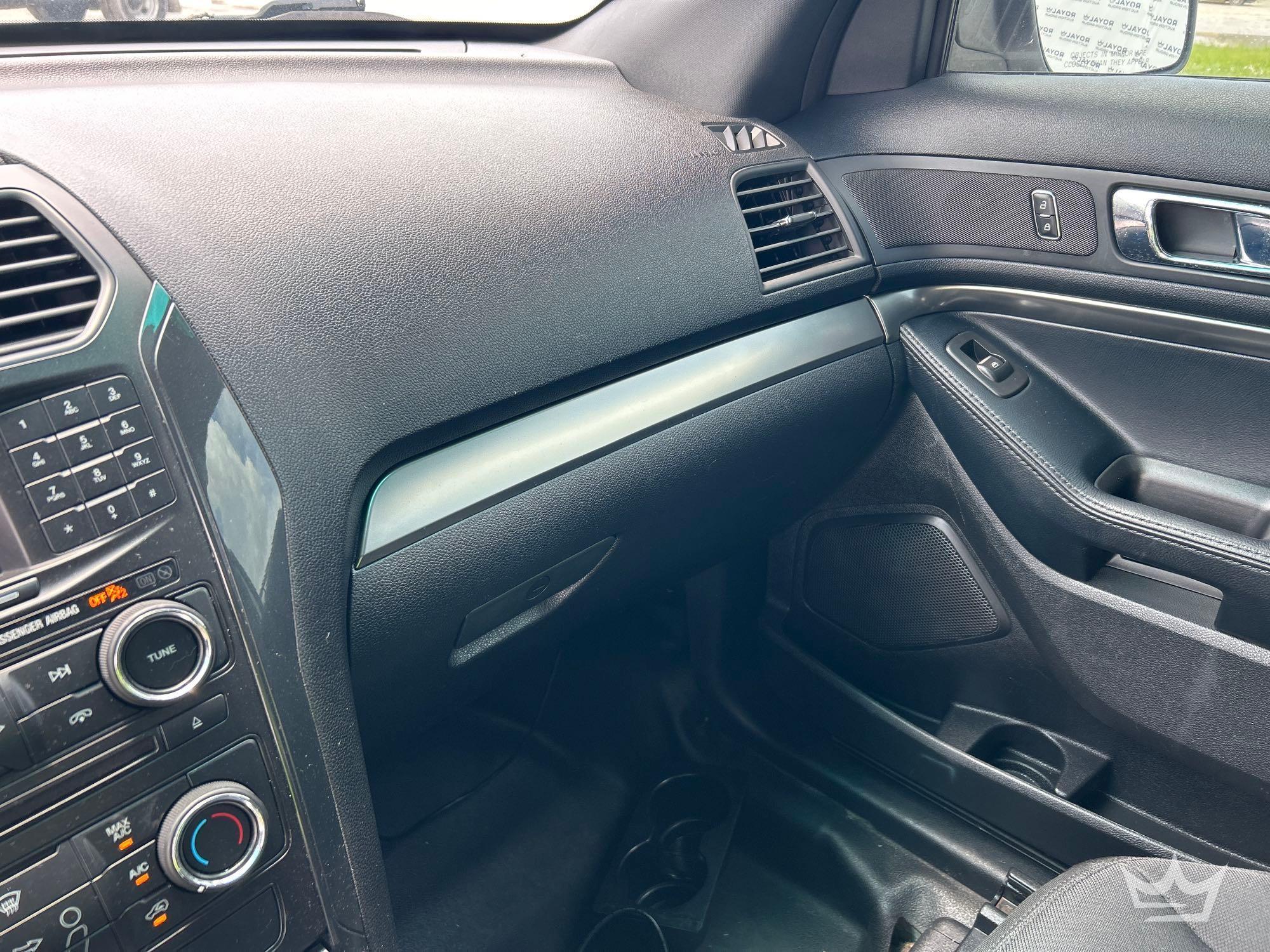 2016 Ford EXPLORER