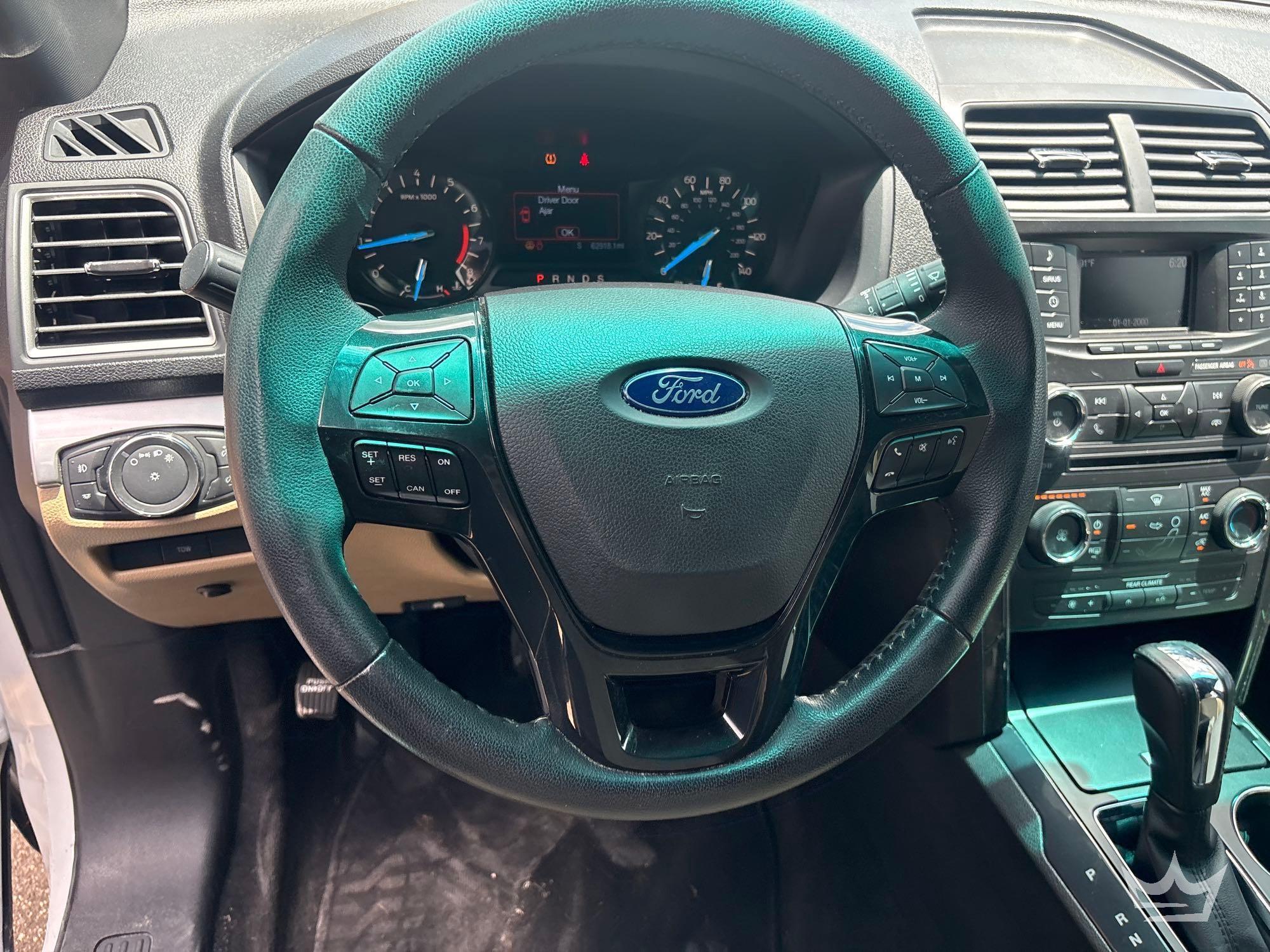 2017 Ford EXPLORER