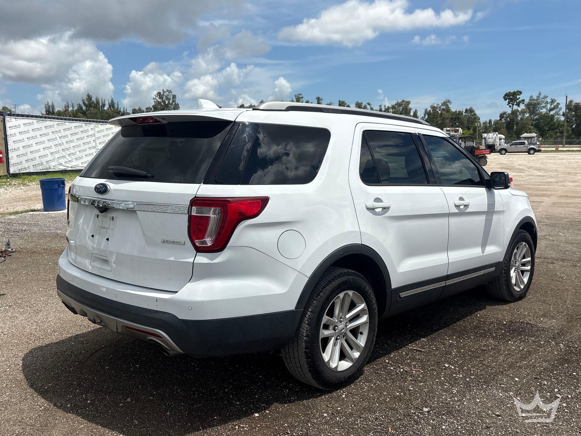 2017 Ford EXPLORER