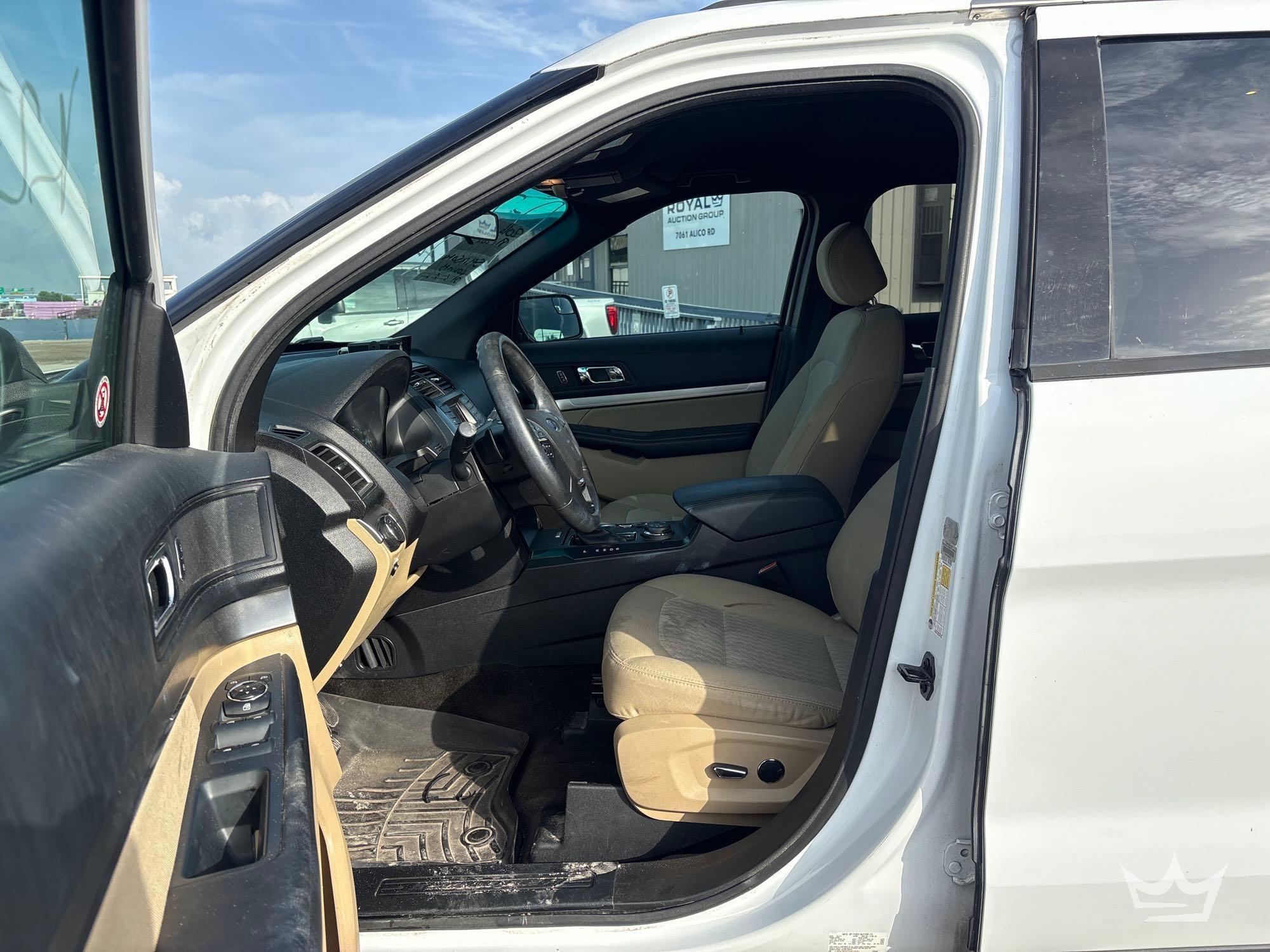 2016 Ford Explorer