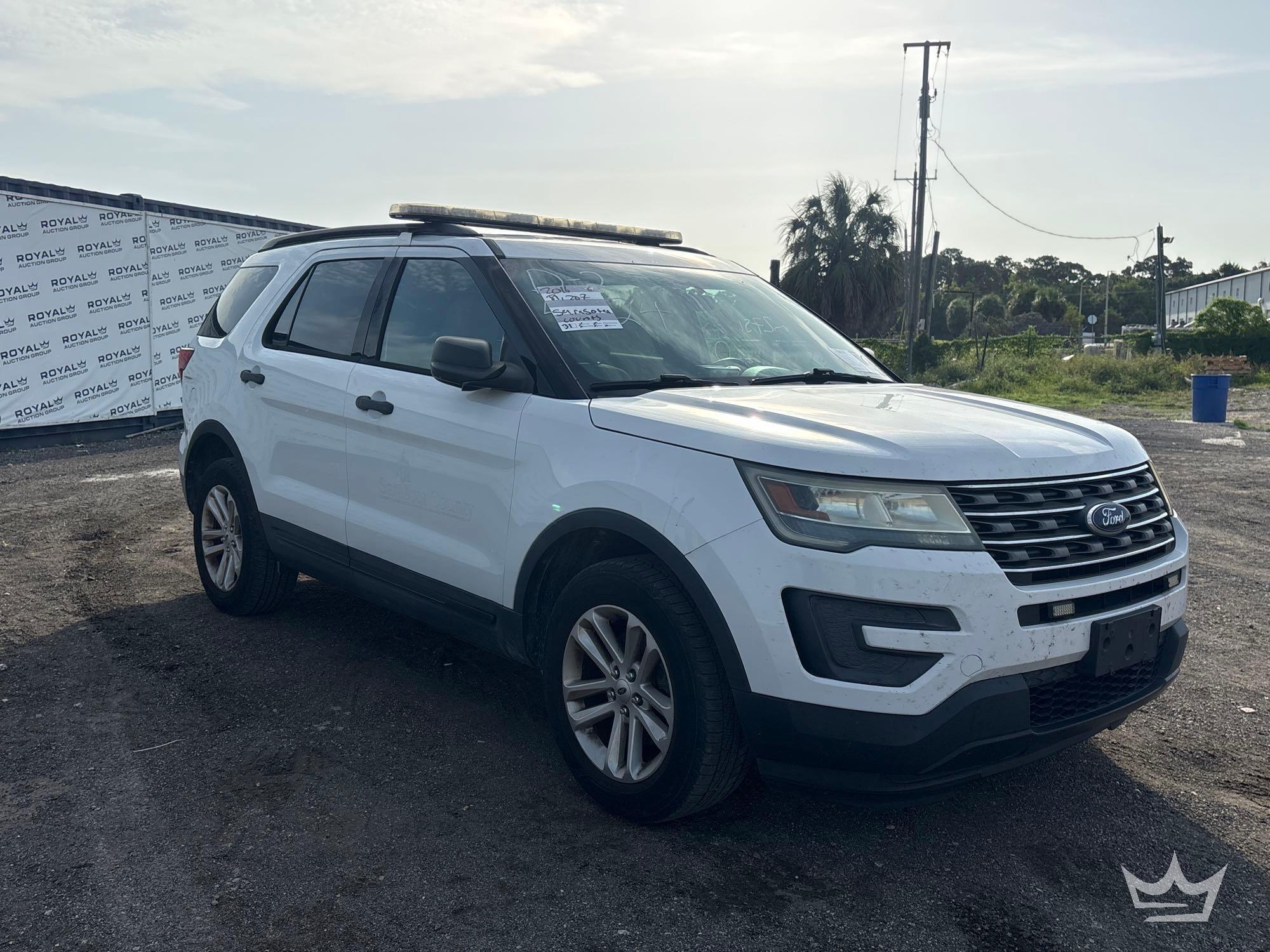 2016 Ford Explorer