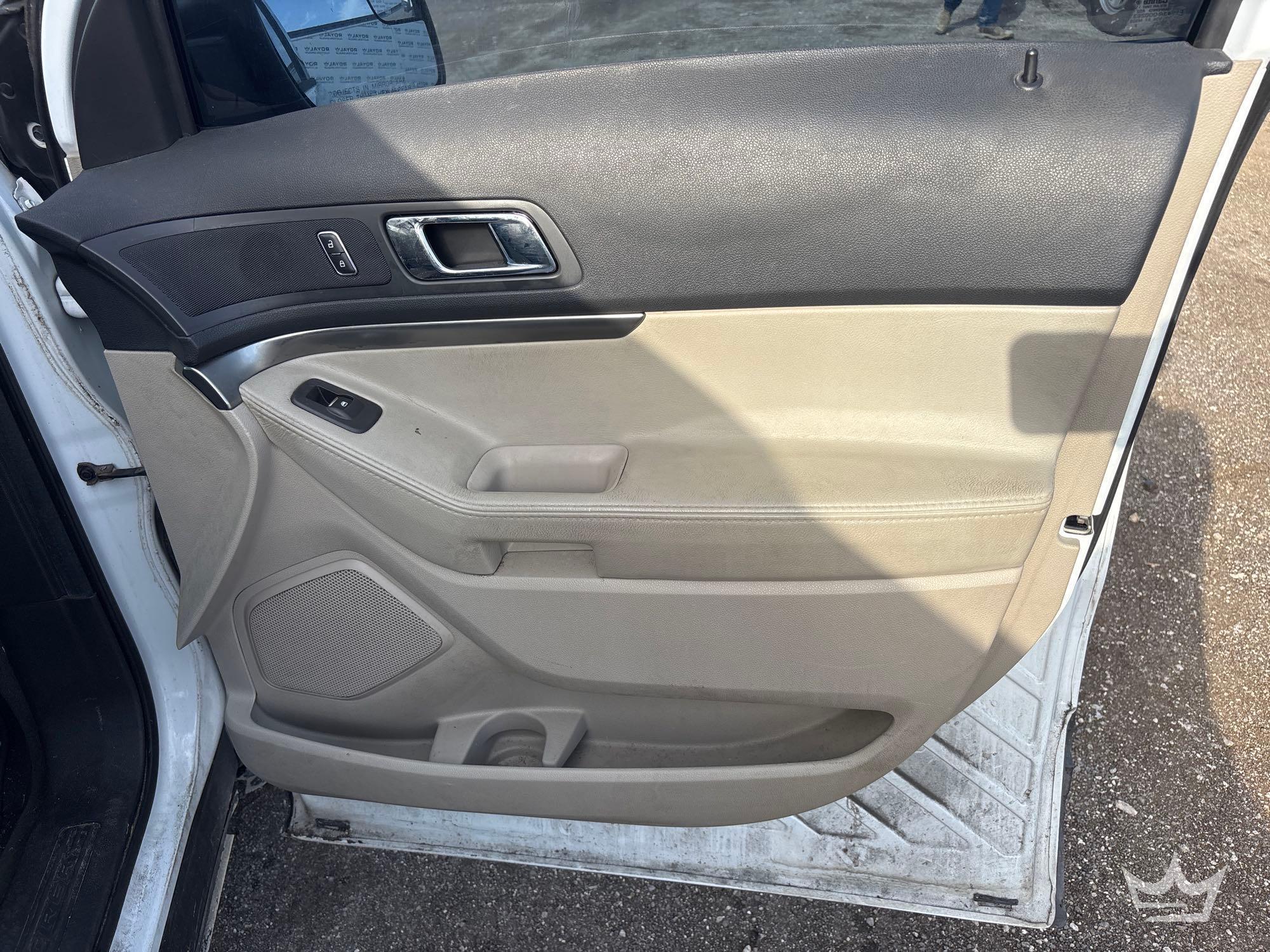 2015 Ford Explorer