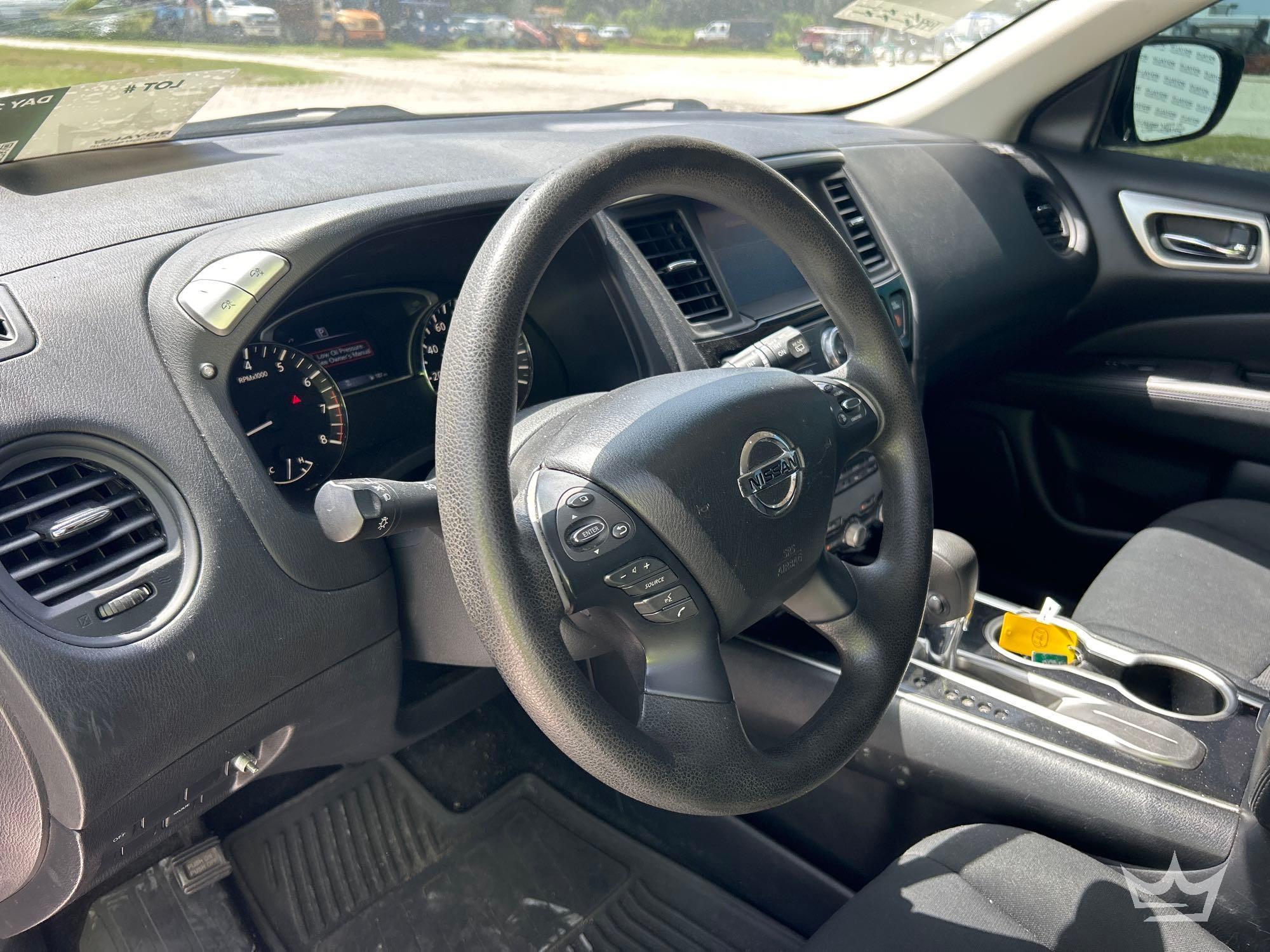 2018 Nissan PATHFINDER