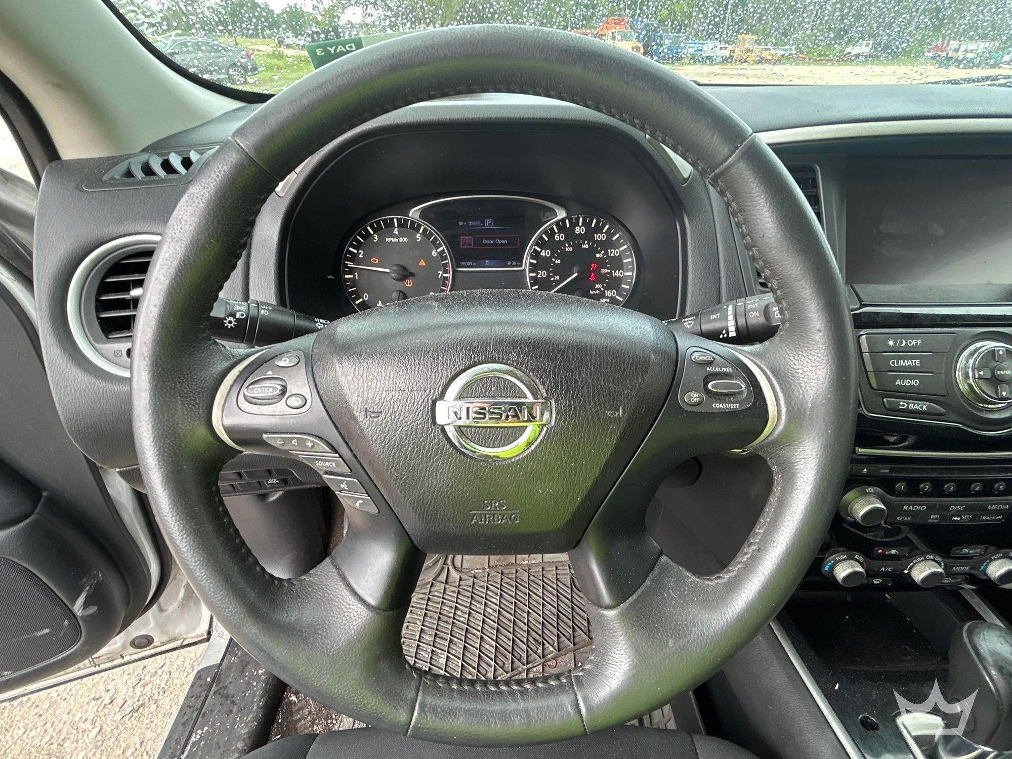 2018 Nissan PATHFINDER
