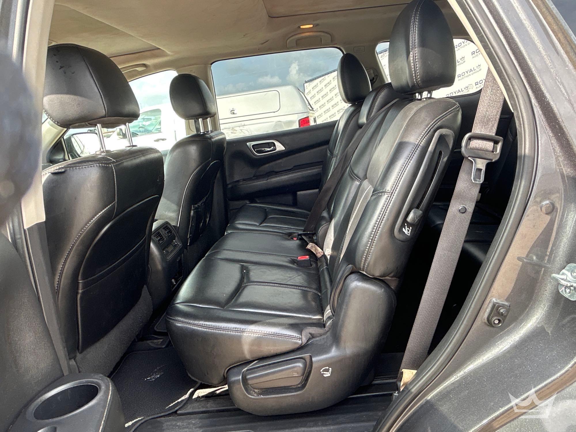 2017 Nissan PATHFINDER
