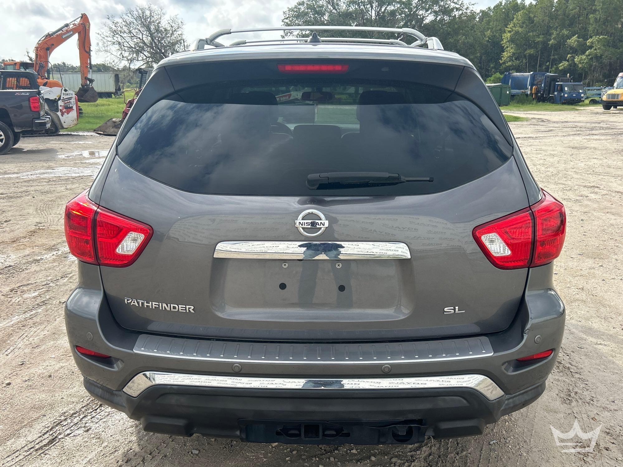 2017 Nissan PATHFINDER