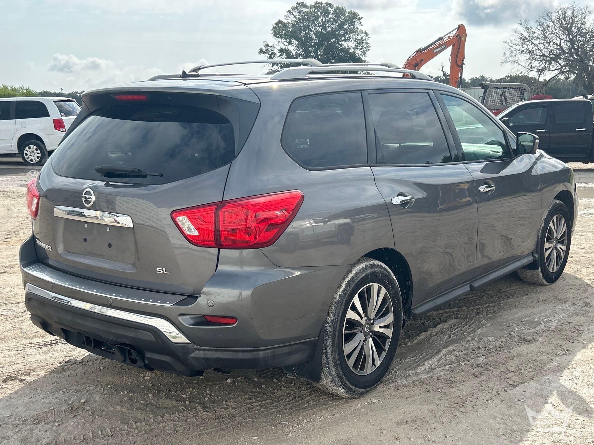 2017 Nissan PATHFINDER