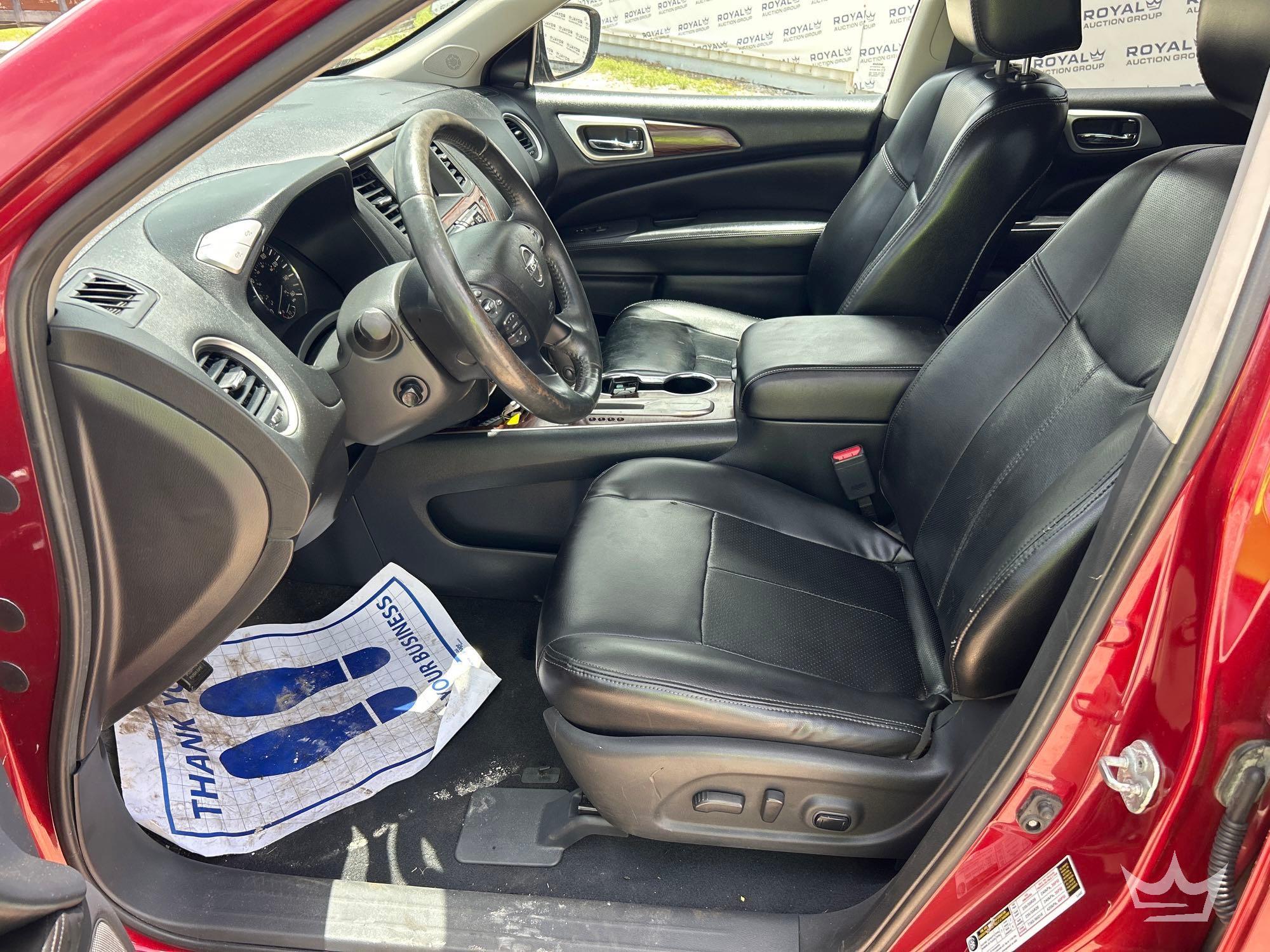 2017 Nissan PATHFINDER