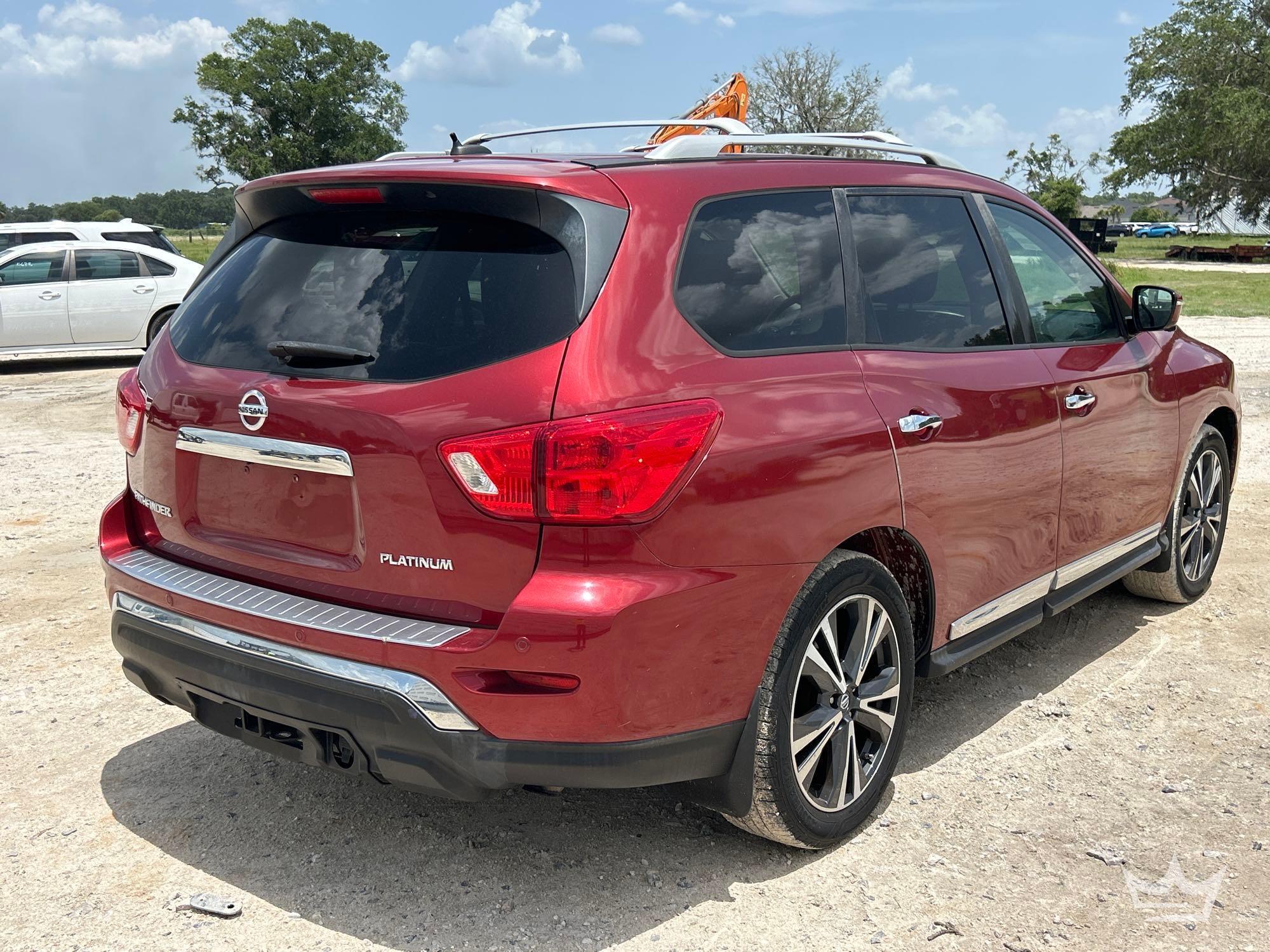 2017 Nissan PATHFINDER