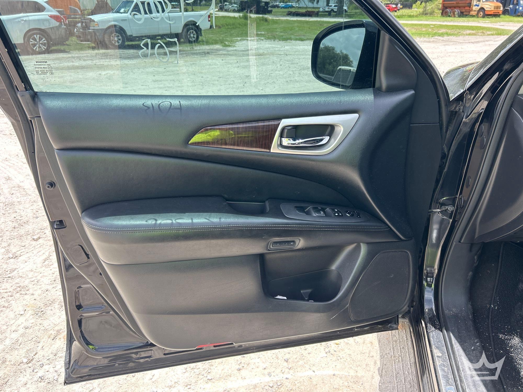 2013 Nissan PATHFINDER