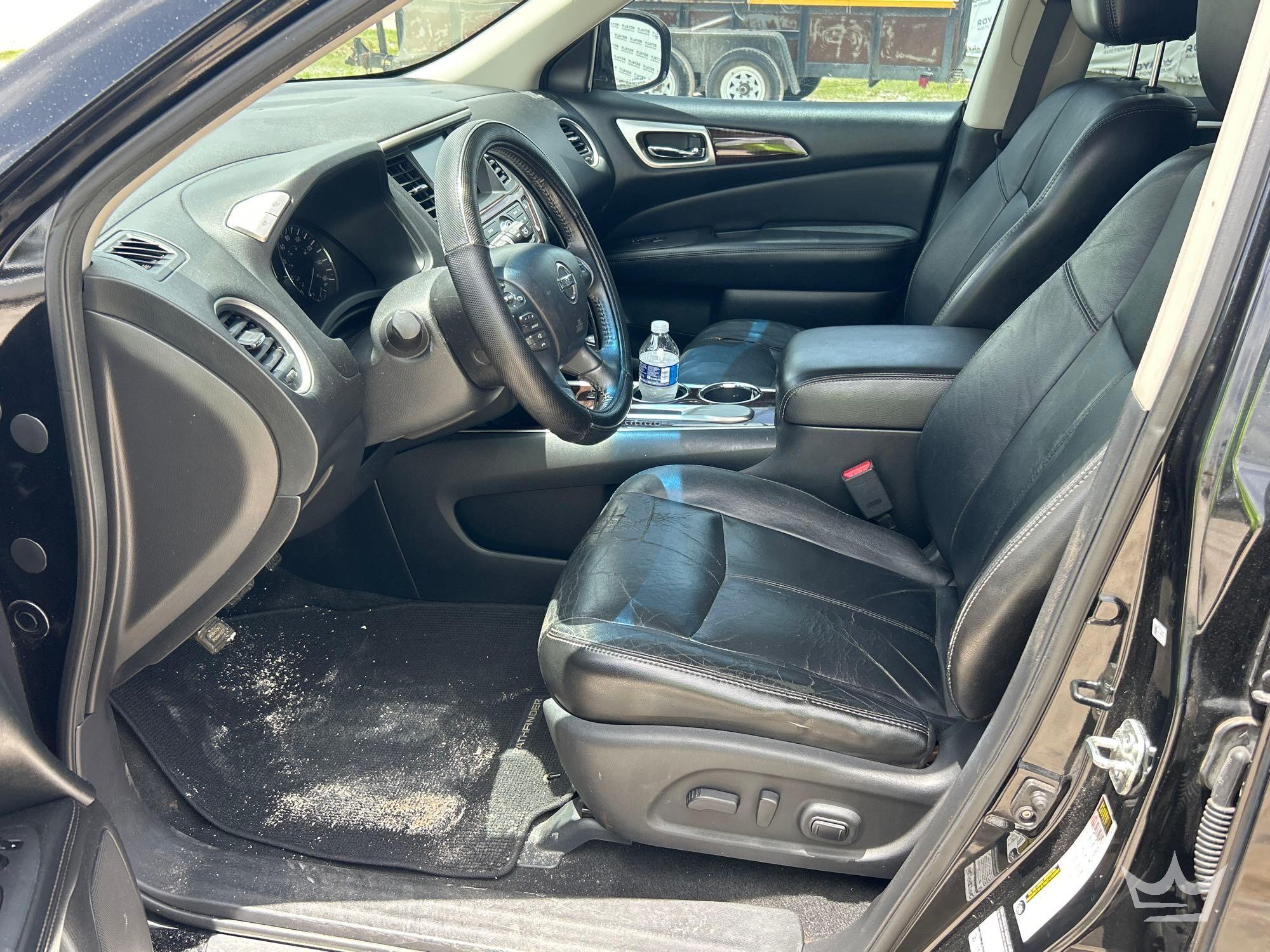2013 Nissan PATHFINDER