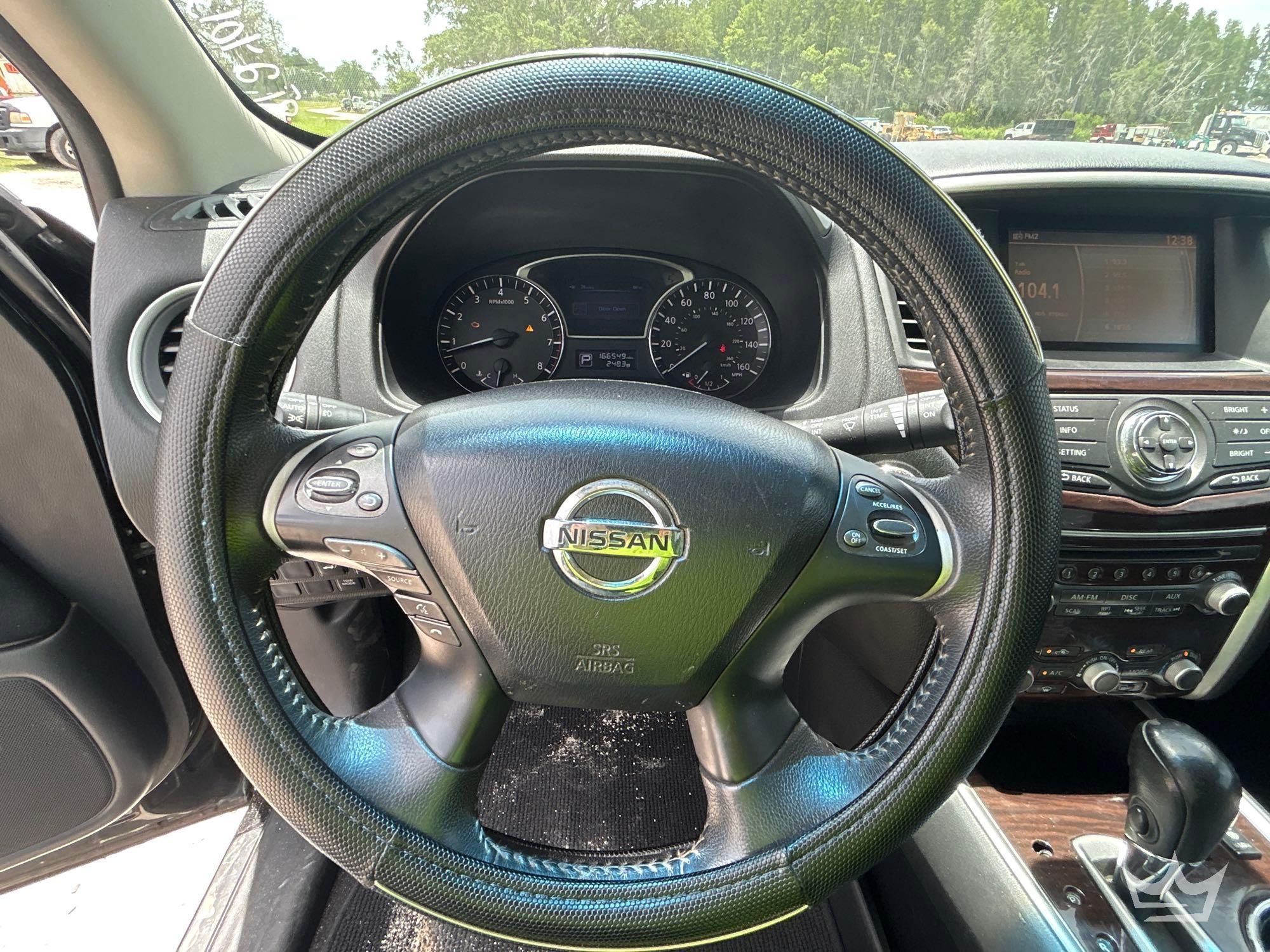 2013 Nissan PATHFINDER