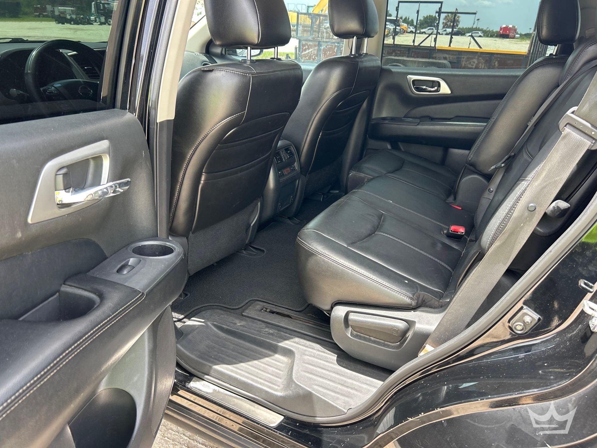 2013 Nissan PATHFINDER