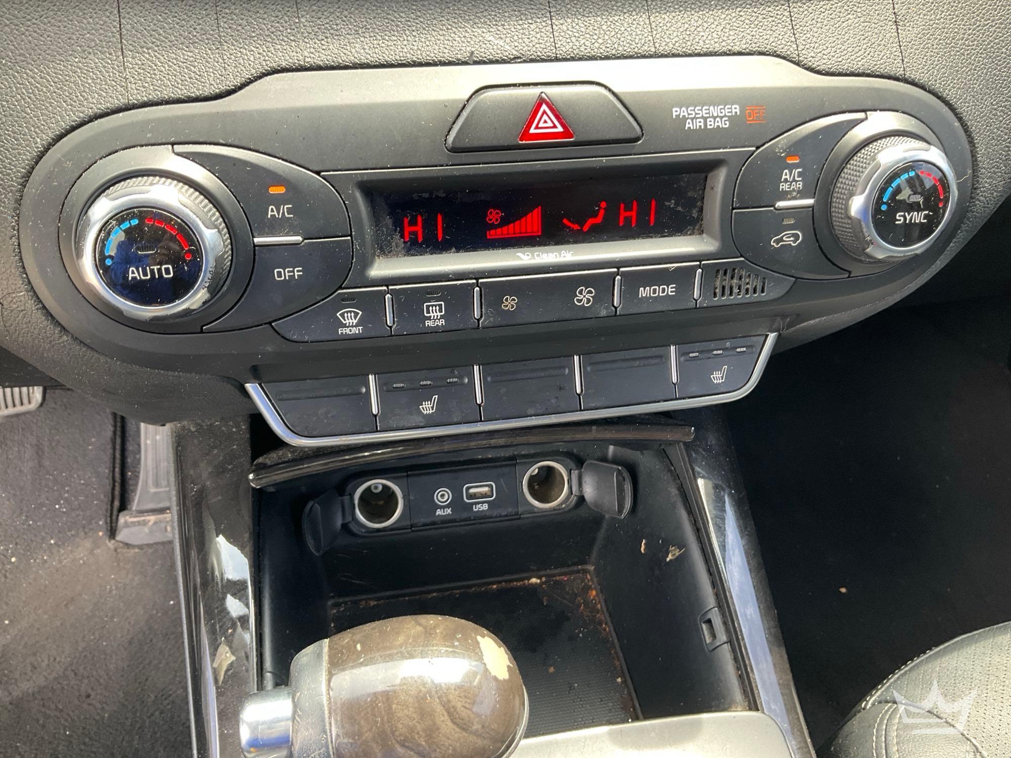 2016 Kia SORENTO