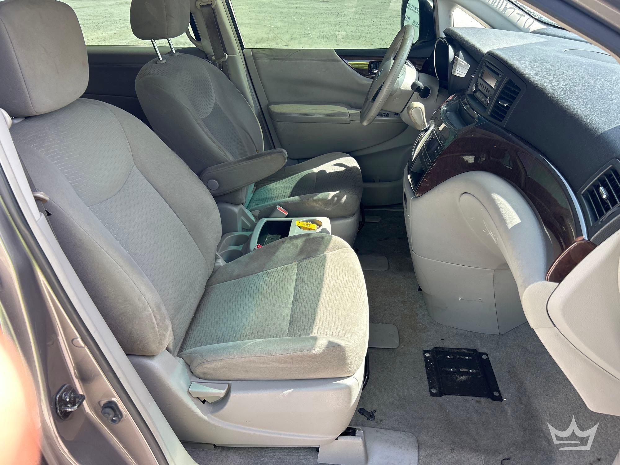2015 Nissan Quest