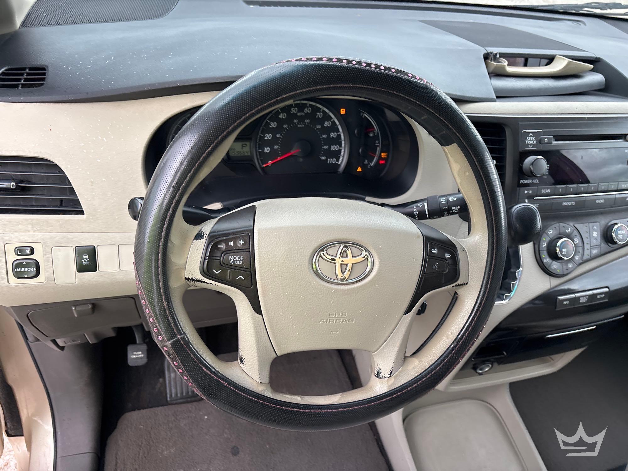 2011 Toyota Sienna