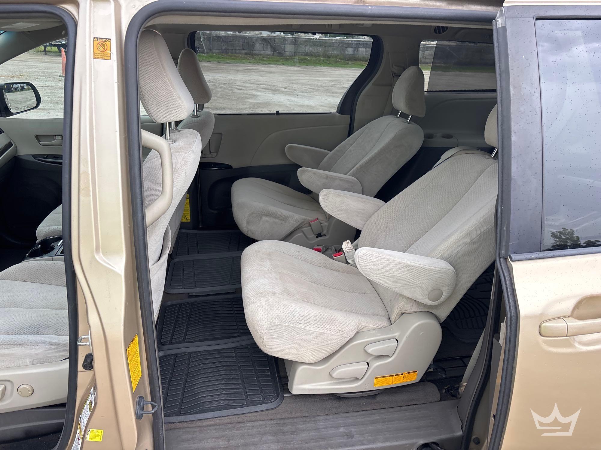 2011 Toyota Sienna