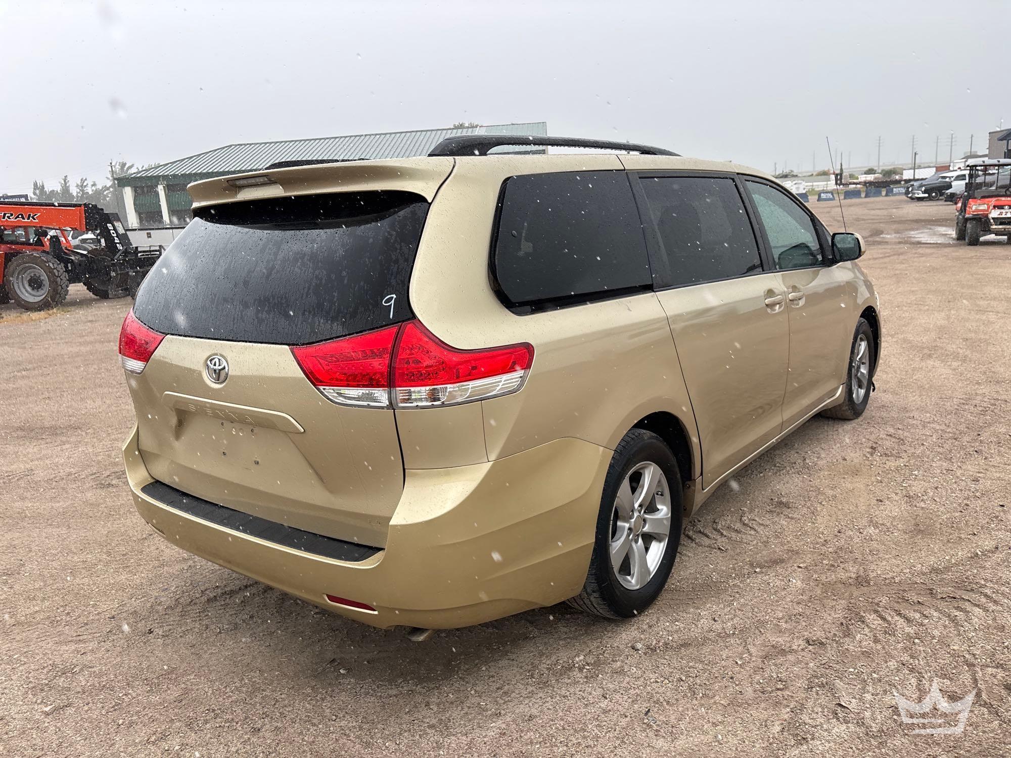 2011 Toyota Sienna