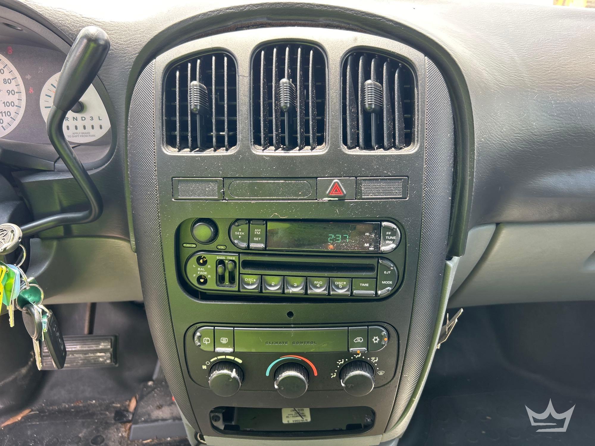 2005 Dodge Caravan