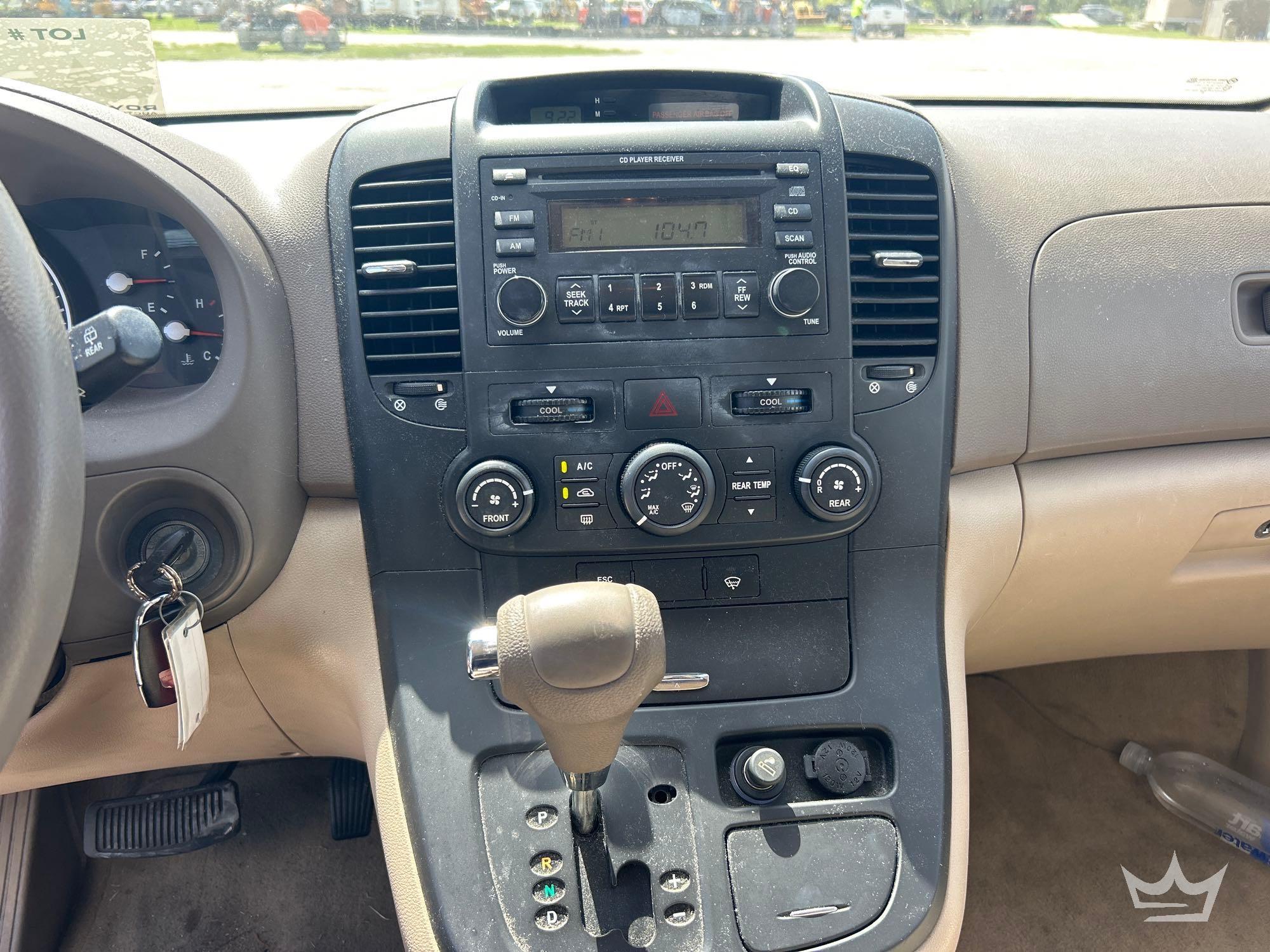 2006 Kia Sedona