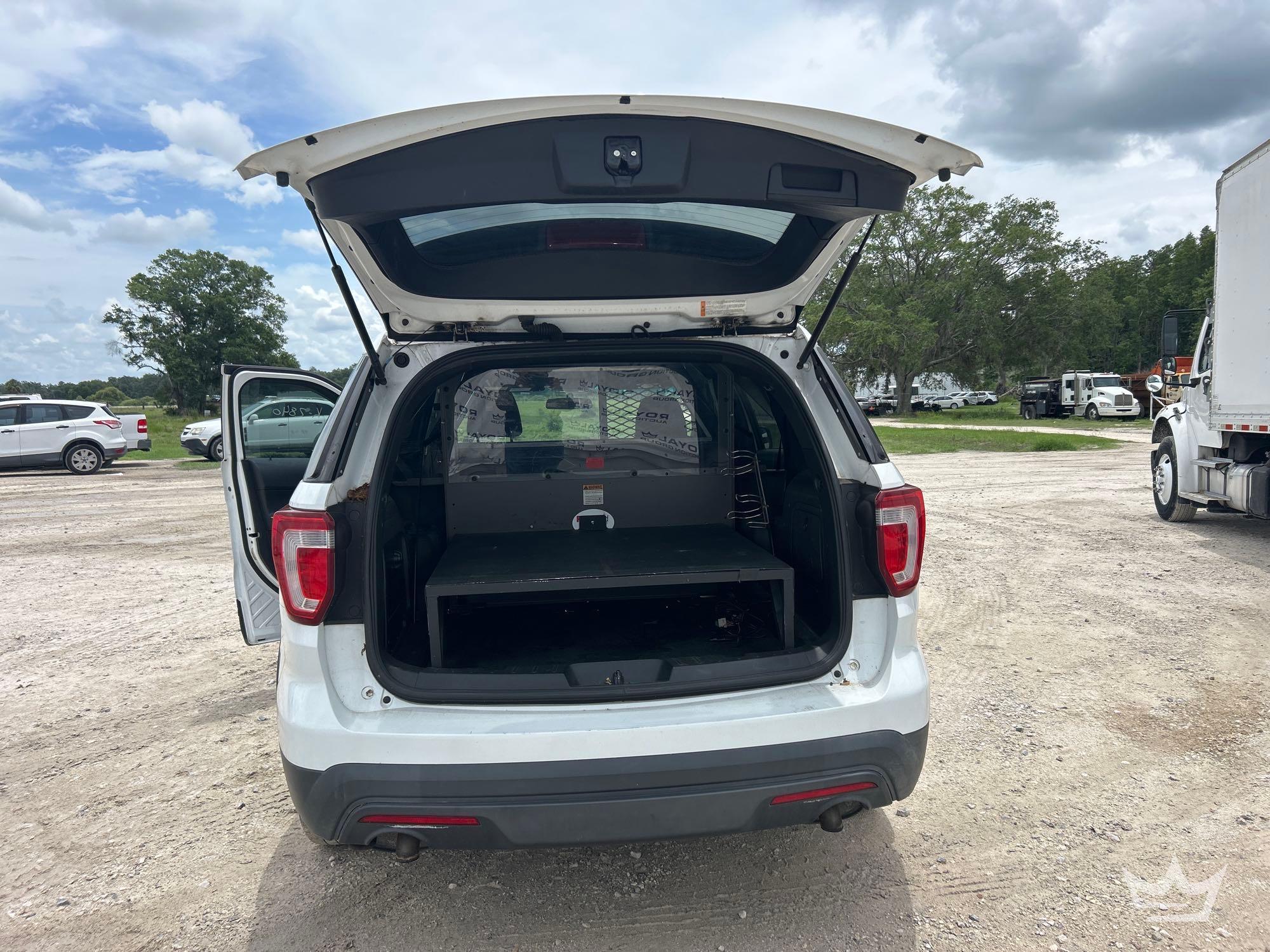 2016 Ford Explorer