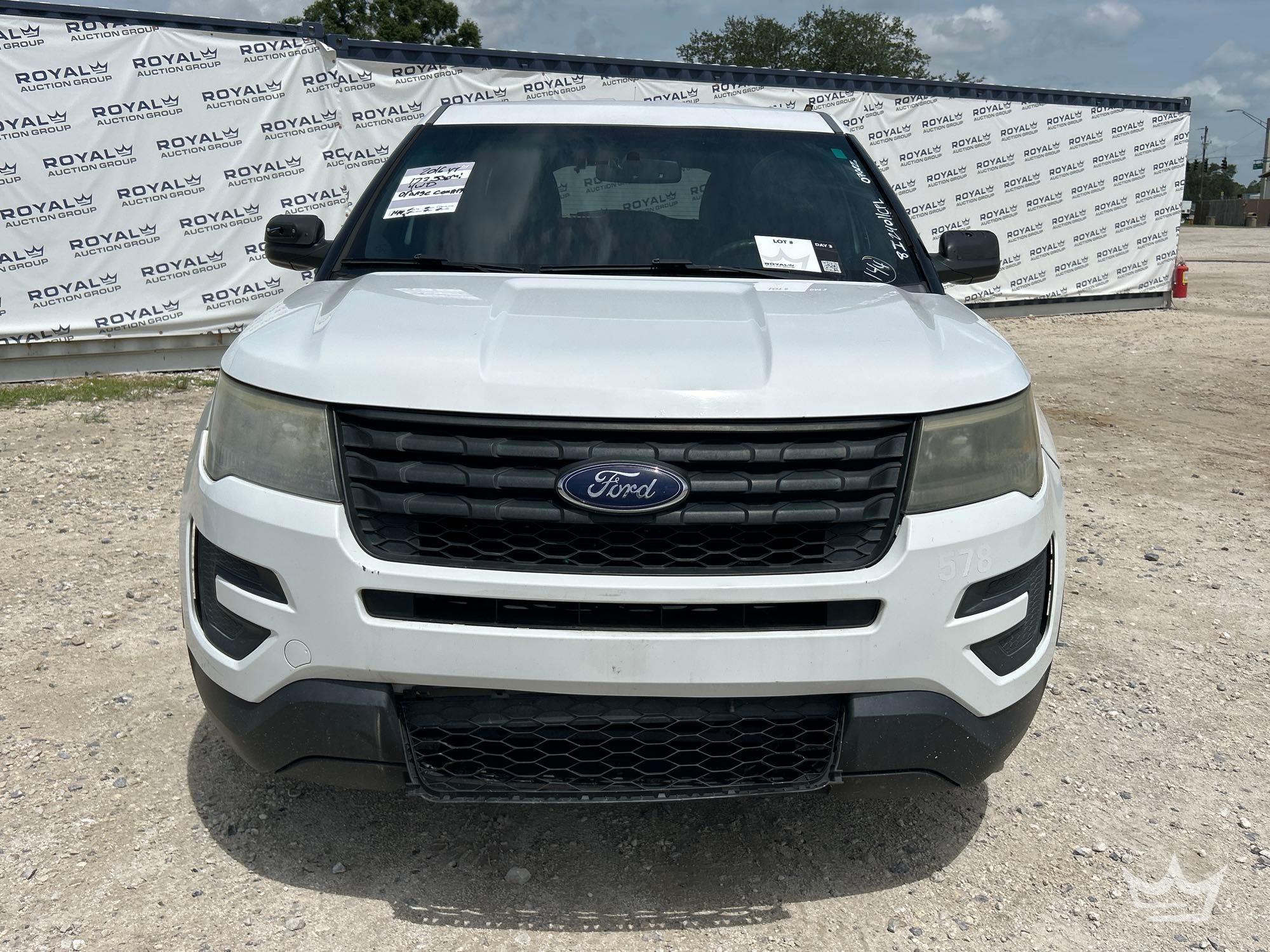 2016 Ford Explorer