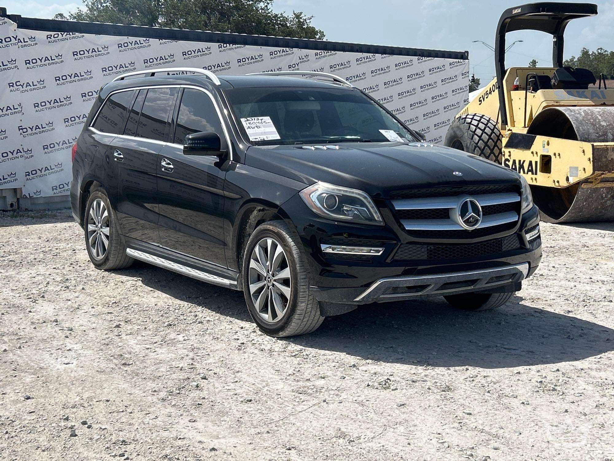 Photo of a 2013 Mercedes-Benz GL450