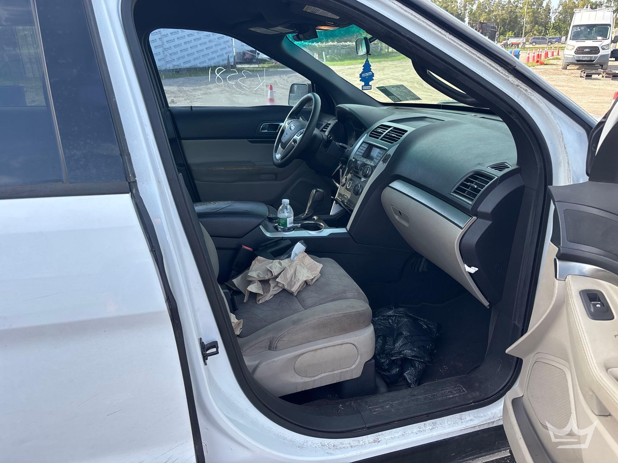 2015 Ford Explorer