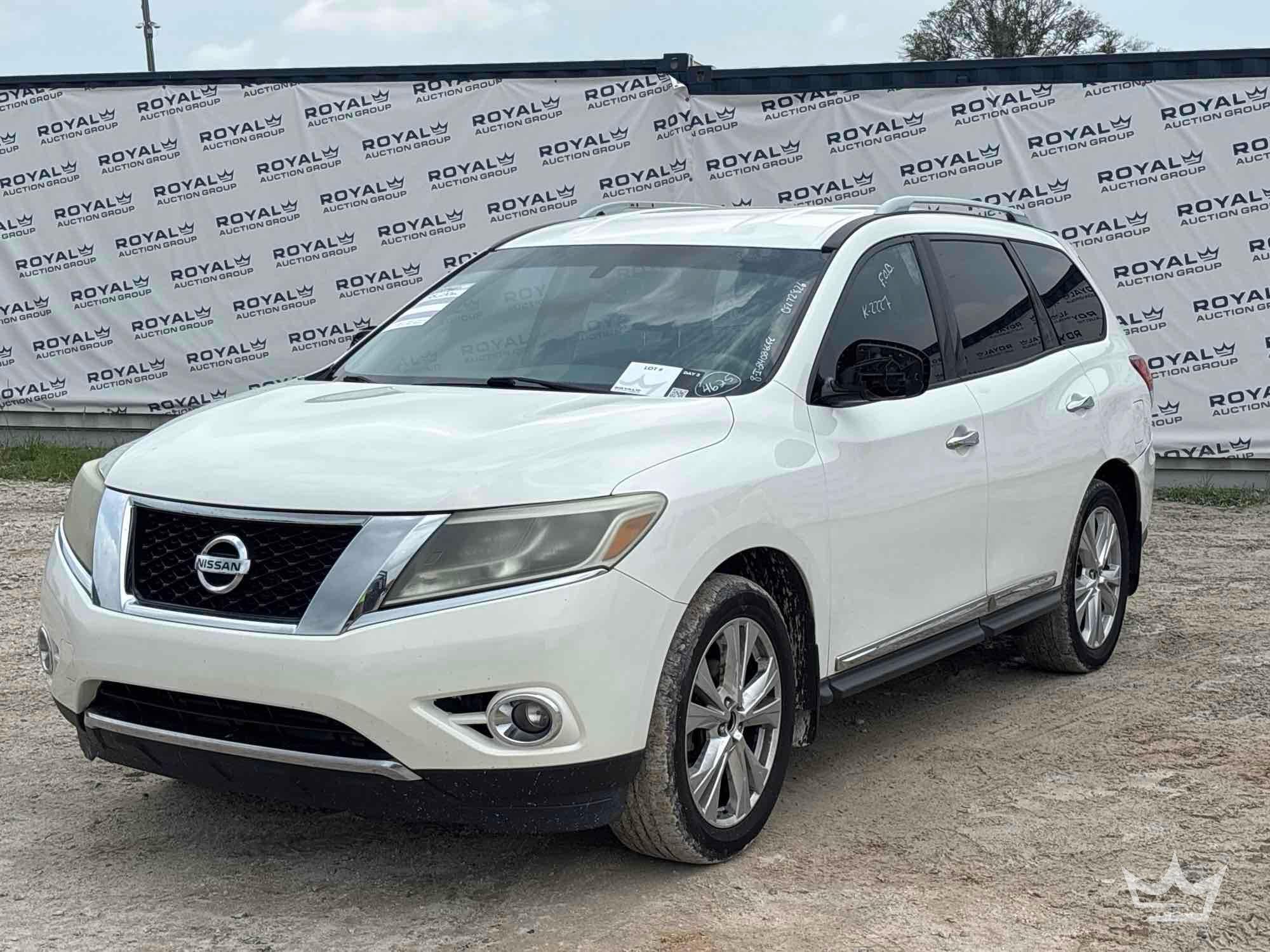 Photo of a 2013 Nissan Pathfinder