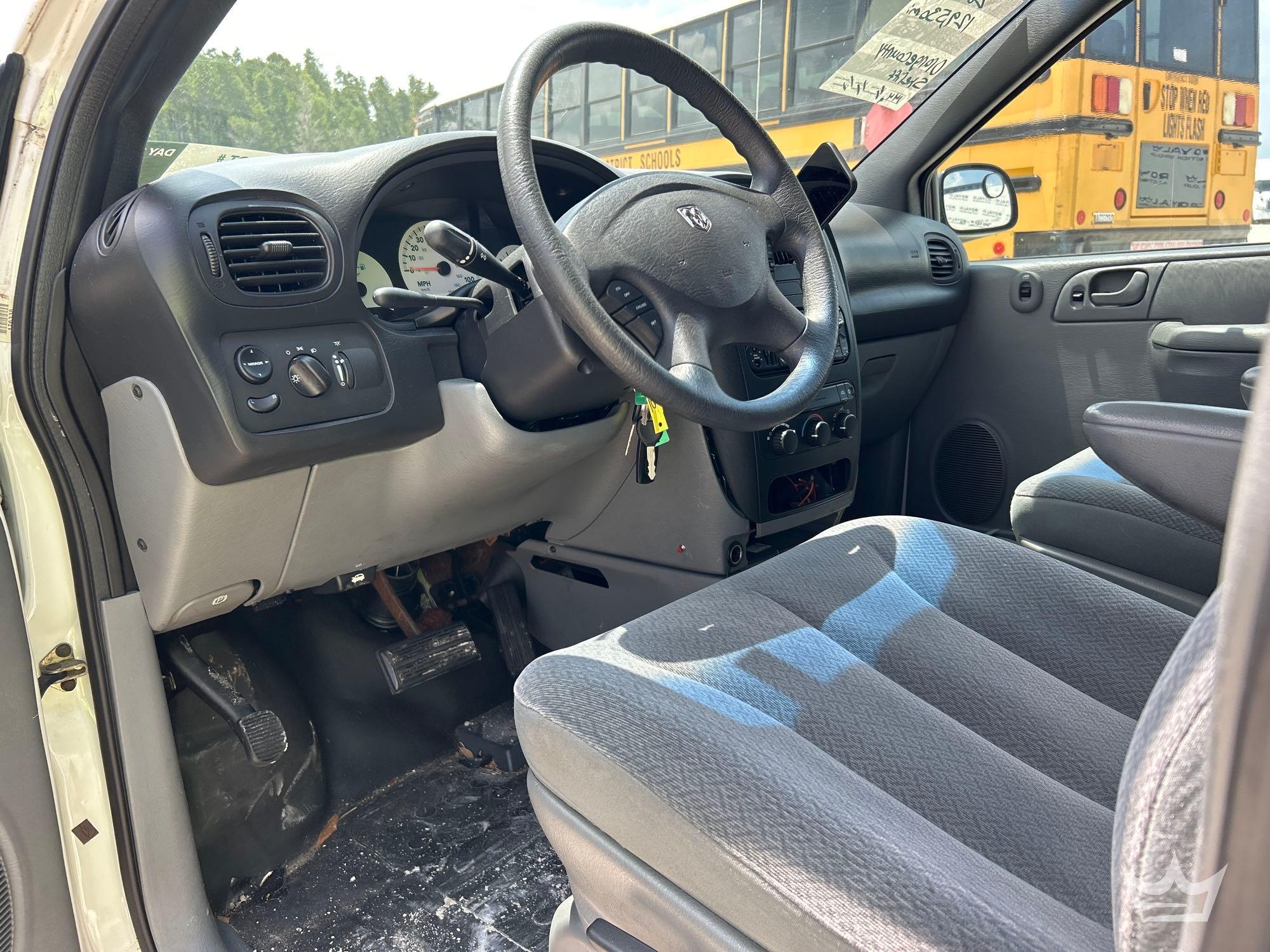 2005 Dodge Caravan