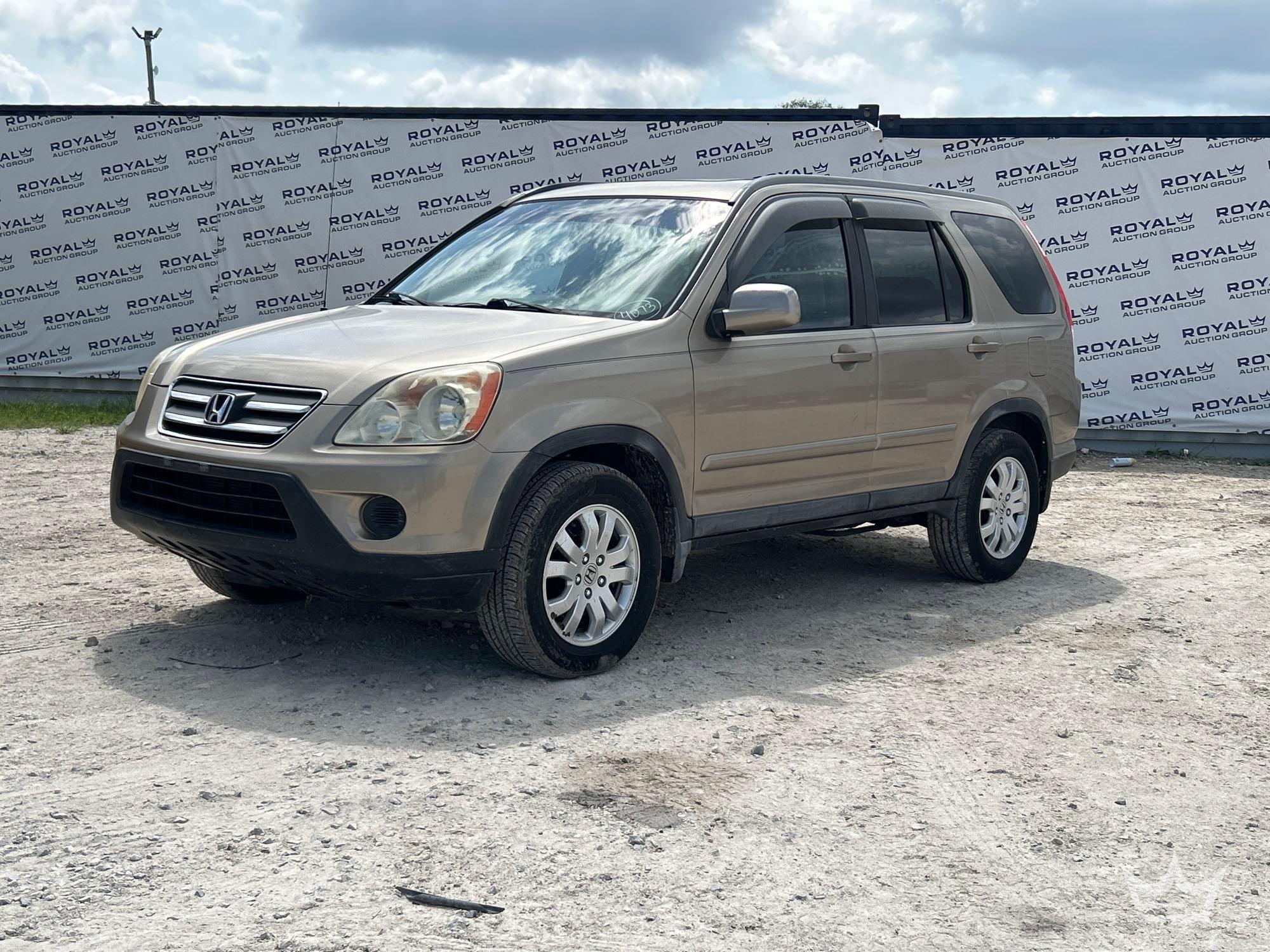 Photo of a 2005 Honda  CR-V