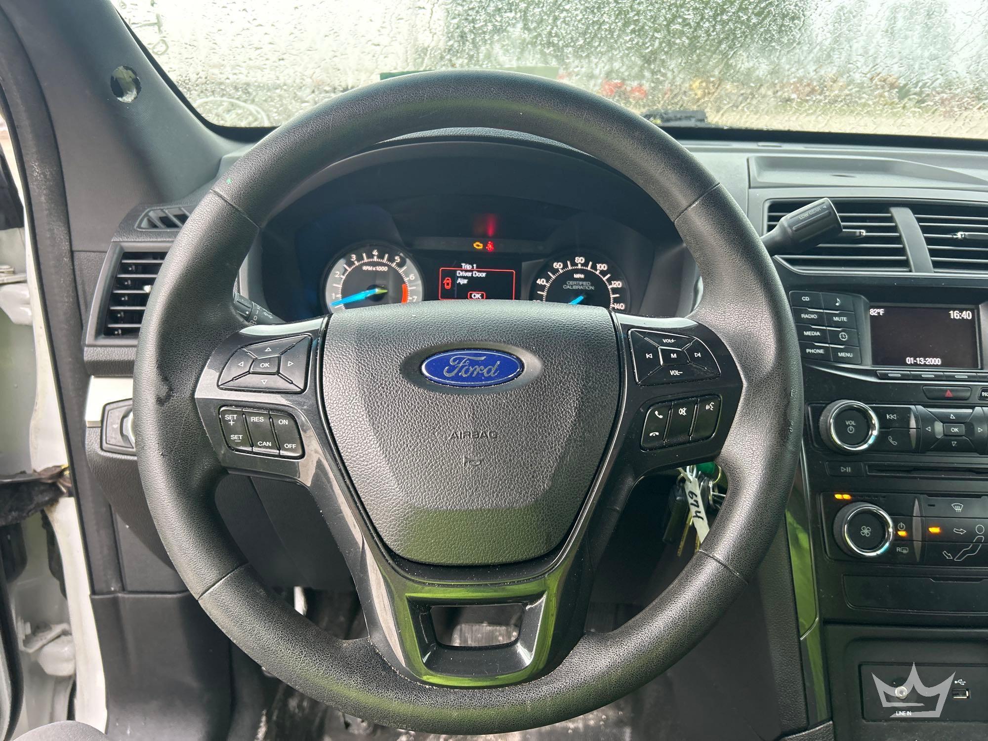 2016 Ford Explorer