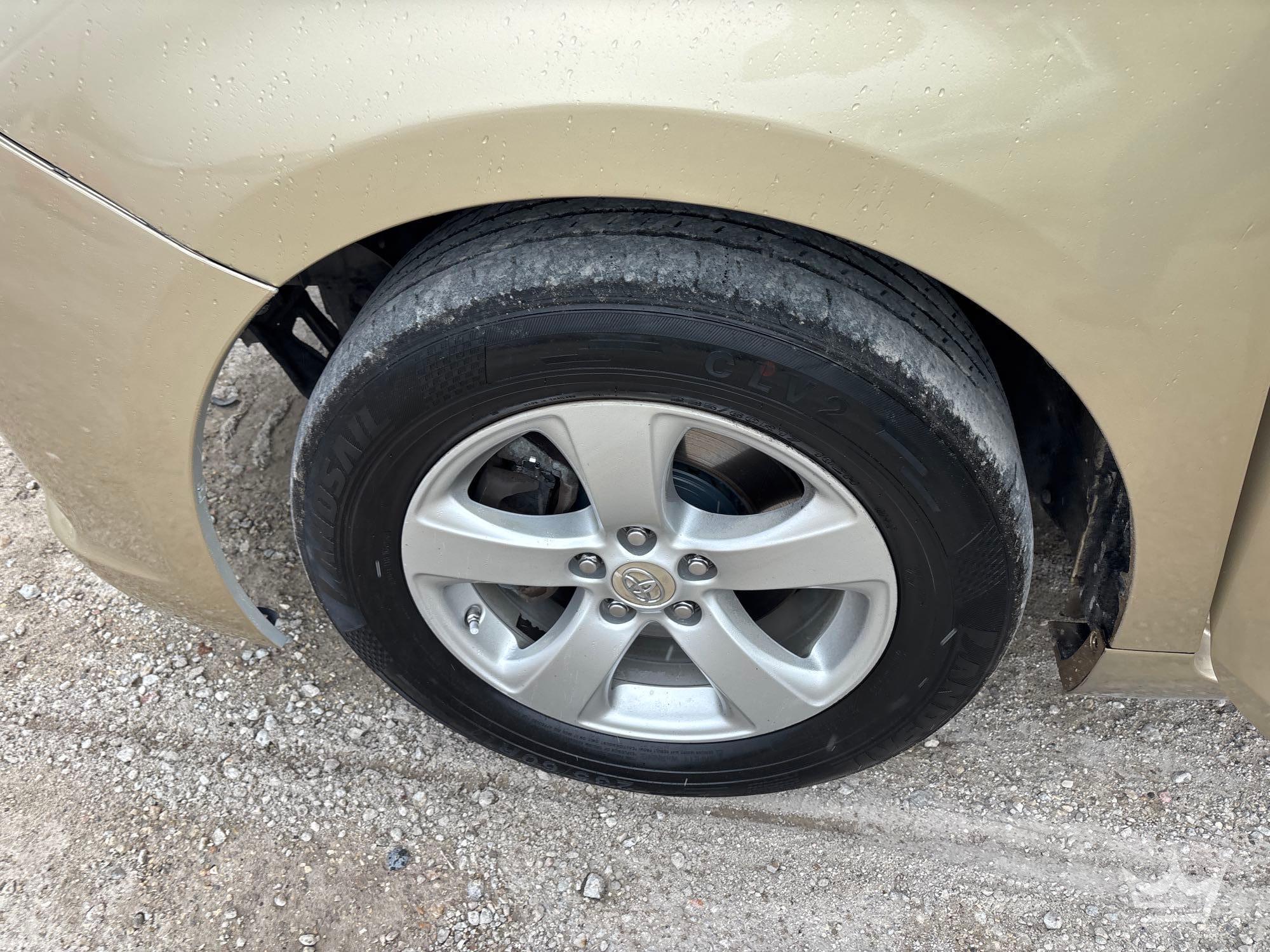 2011 Toyota Sienna