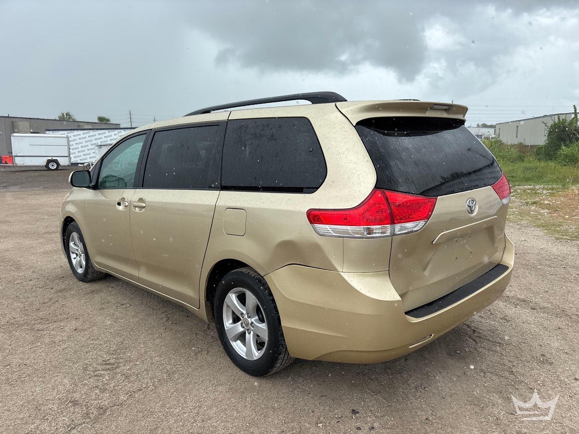 2011 Toyota Sienna