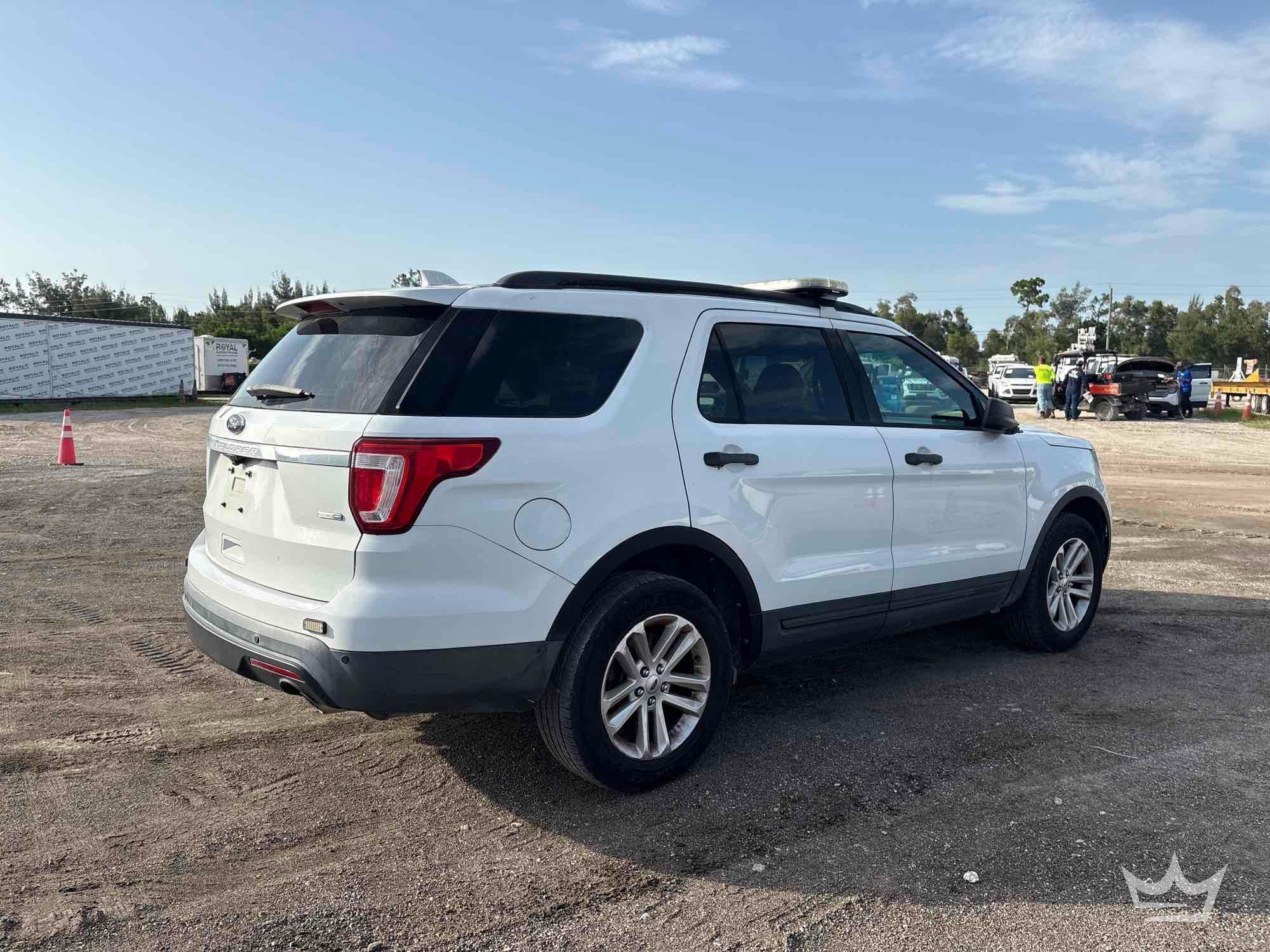 Photo of 2016 Ford Explorer