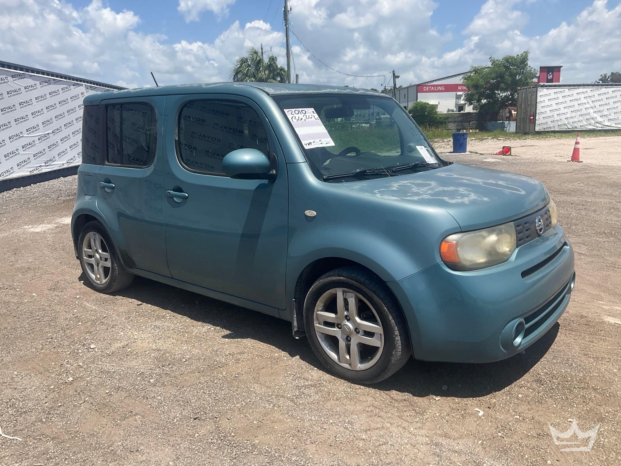 Photo of a 2010 Nissan Cube
