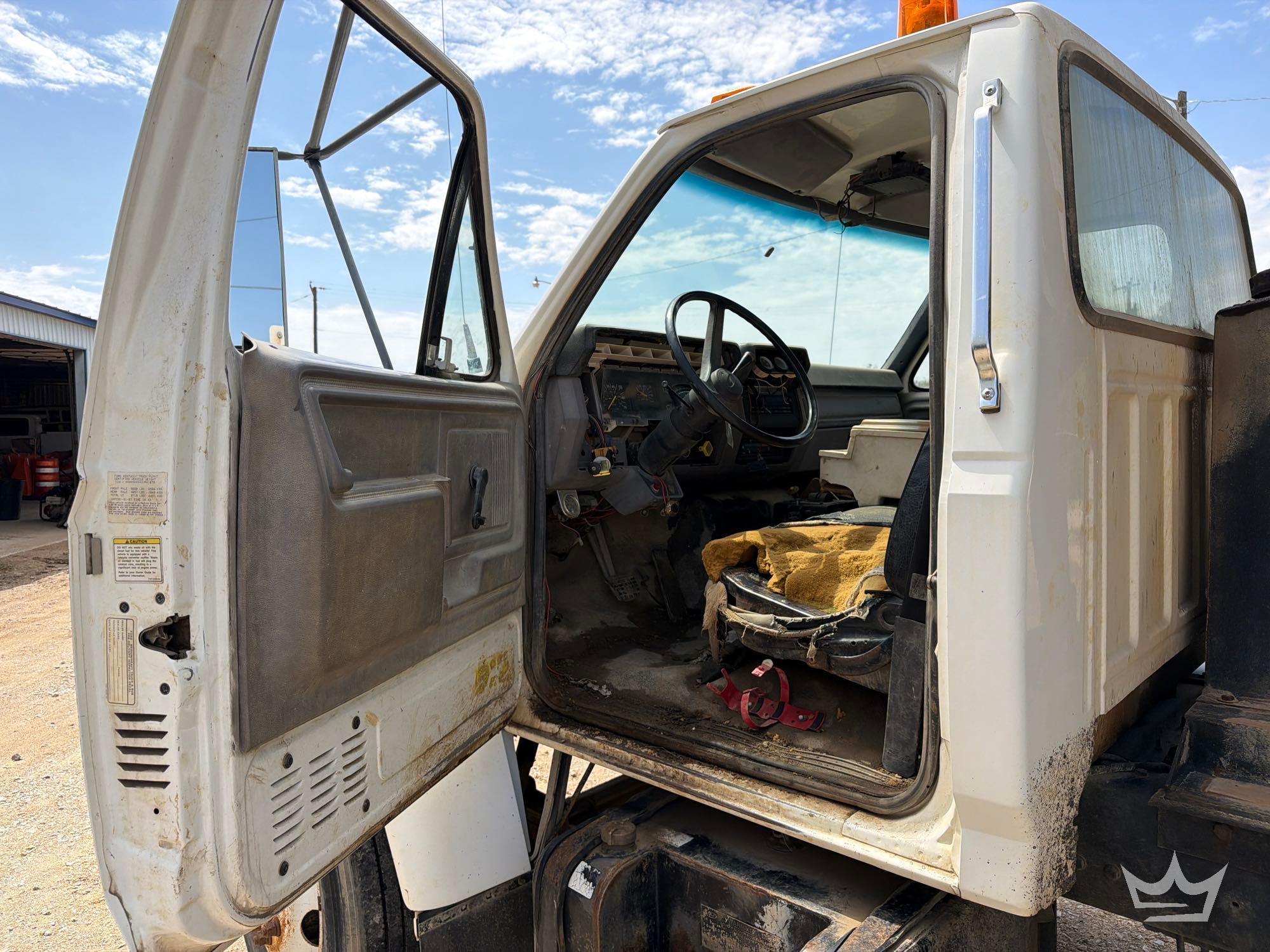 1997 Ford F800