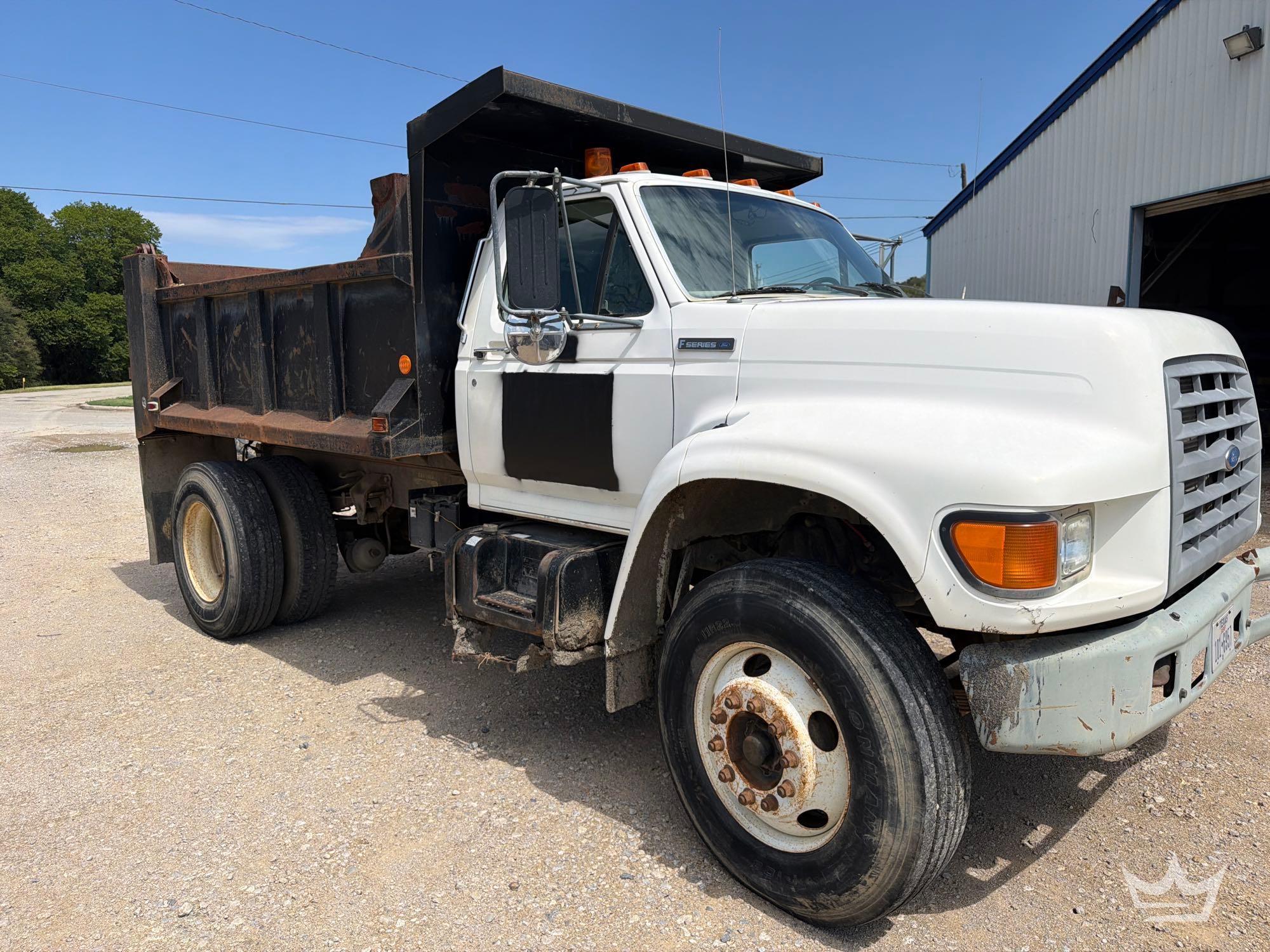 1997 Ford F800