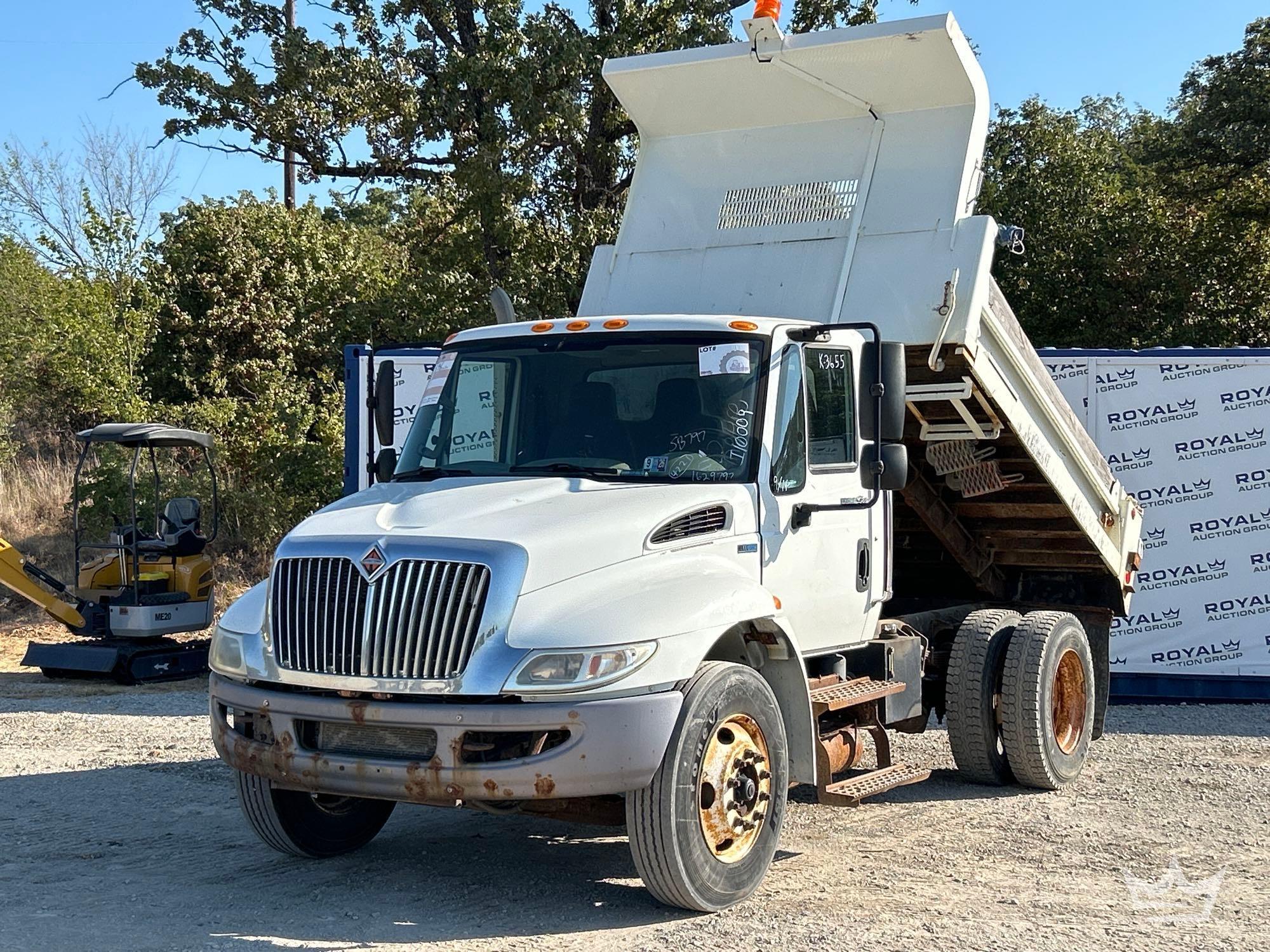 2014 International Durastar 4300