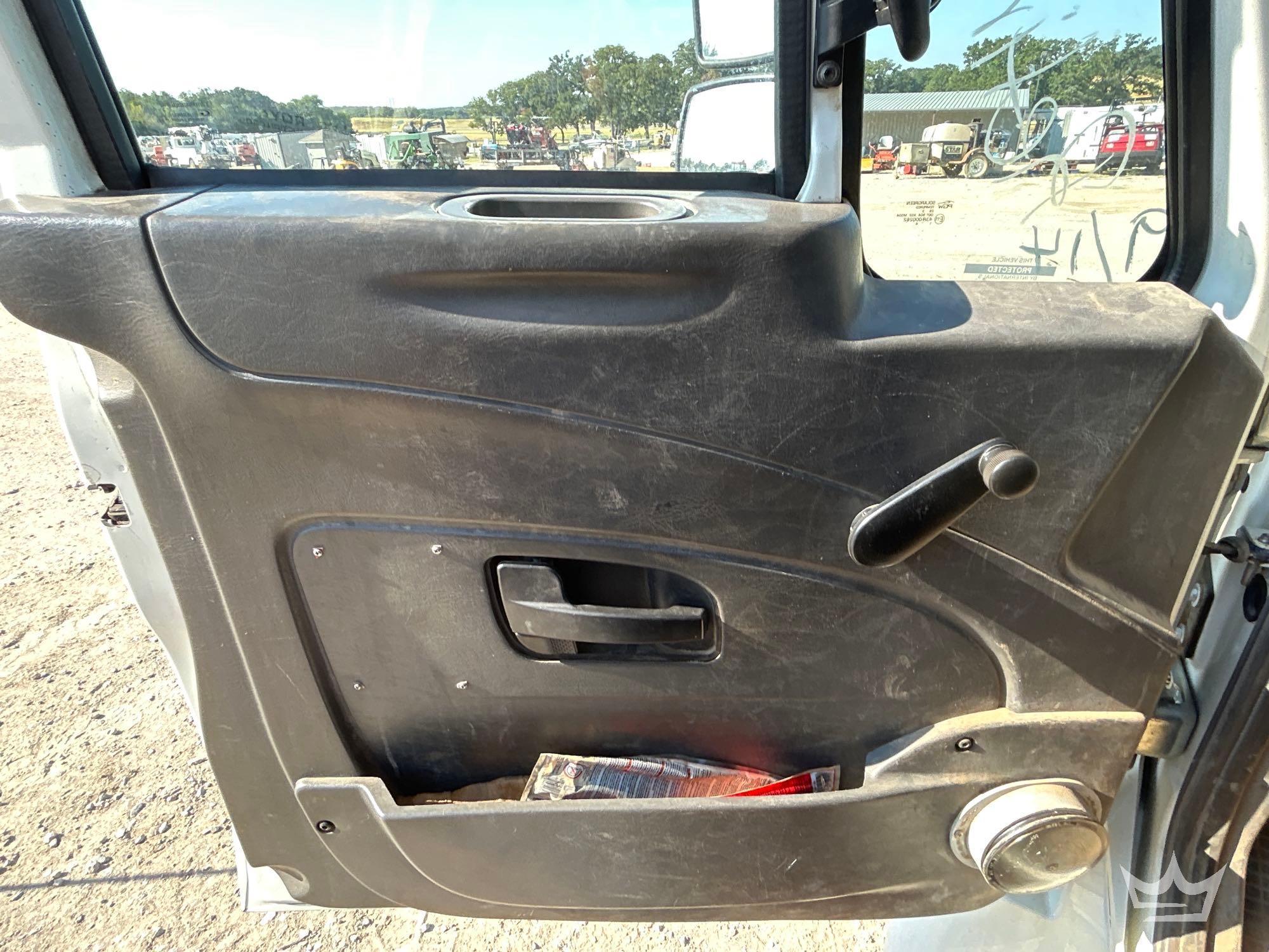 2014 International Durastar 4300