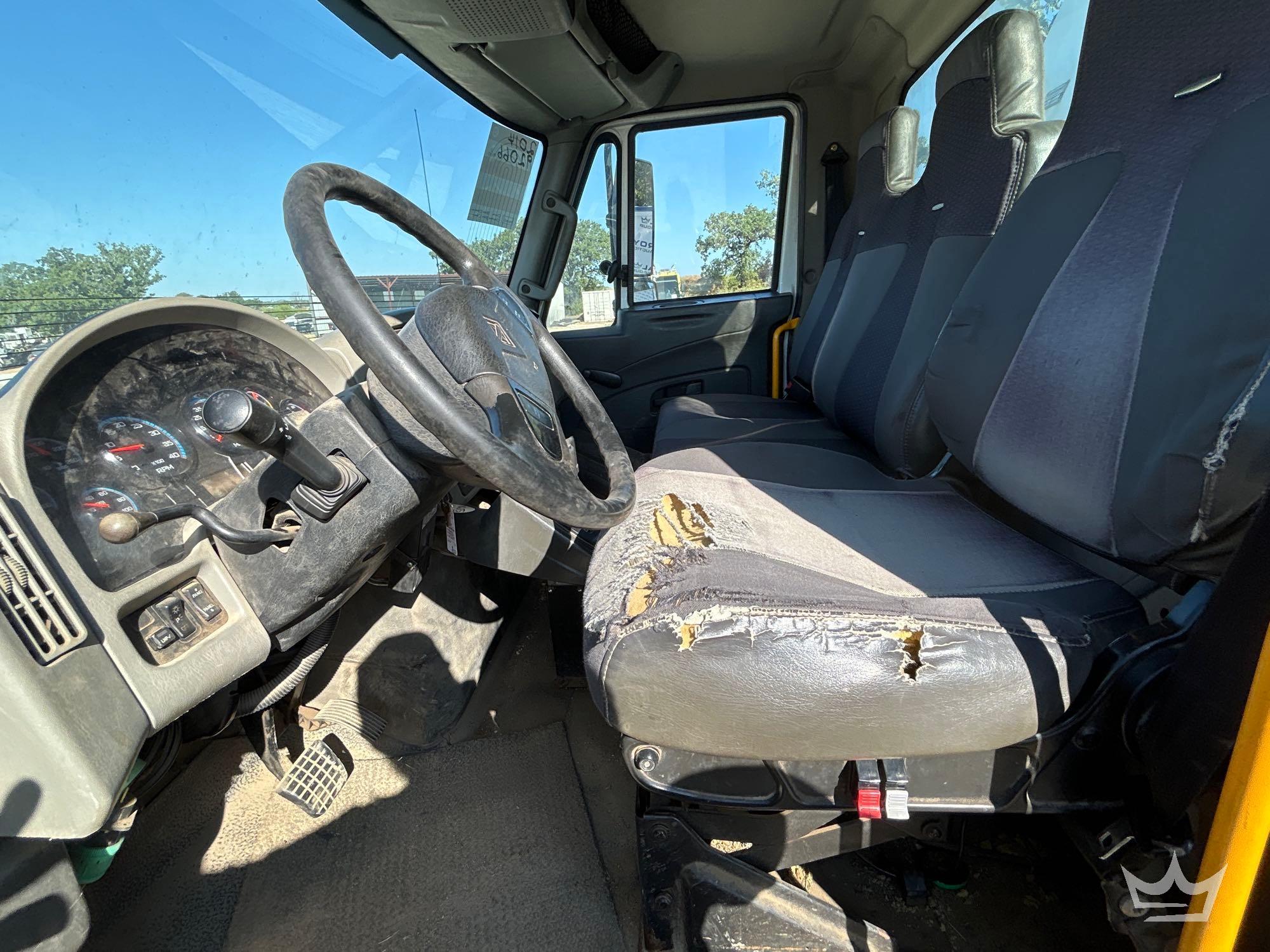 2014 International Durastar 4300