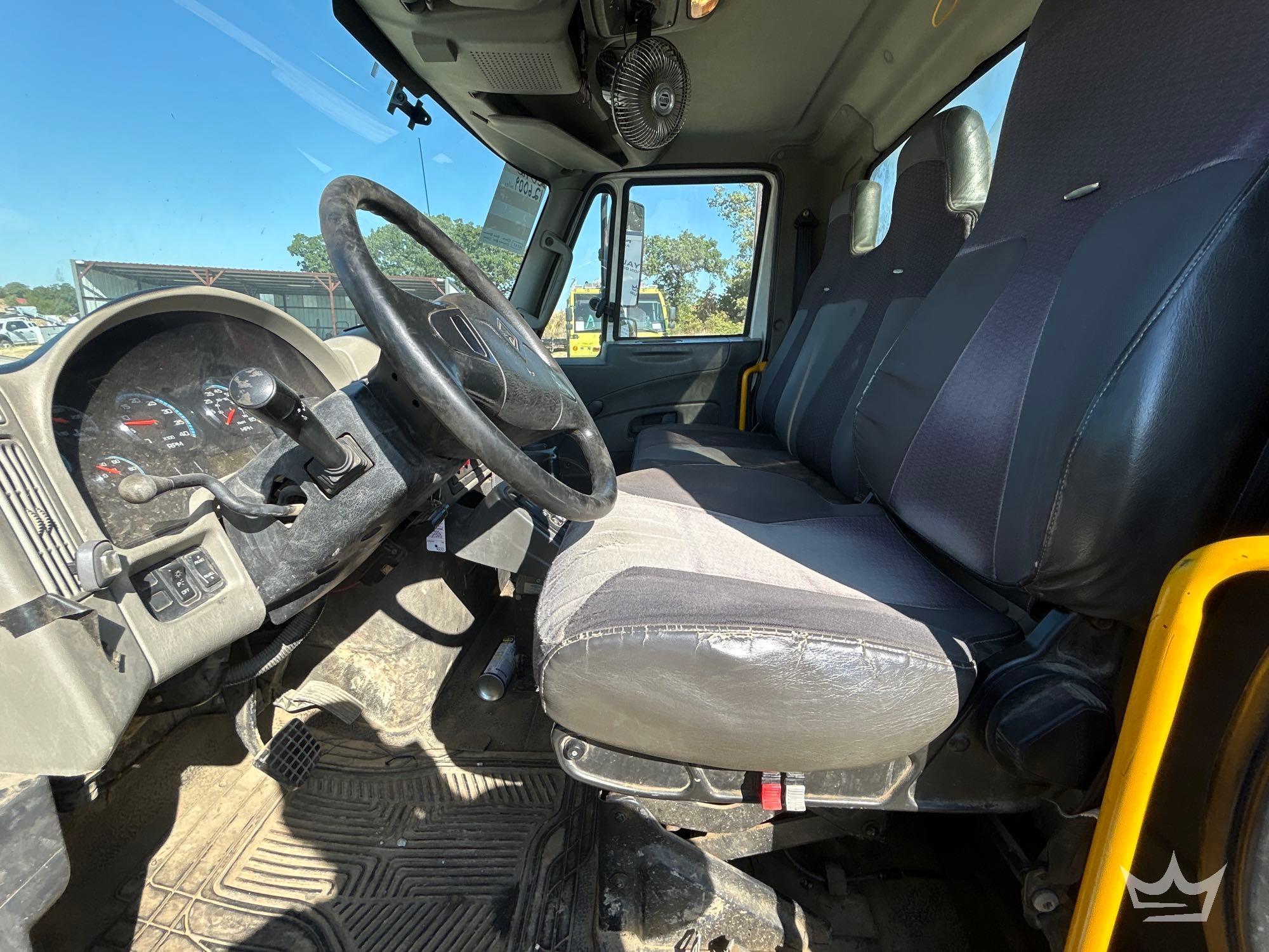2012 International Durastar 4300