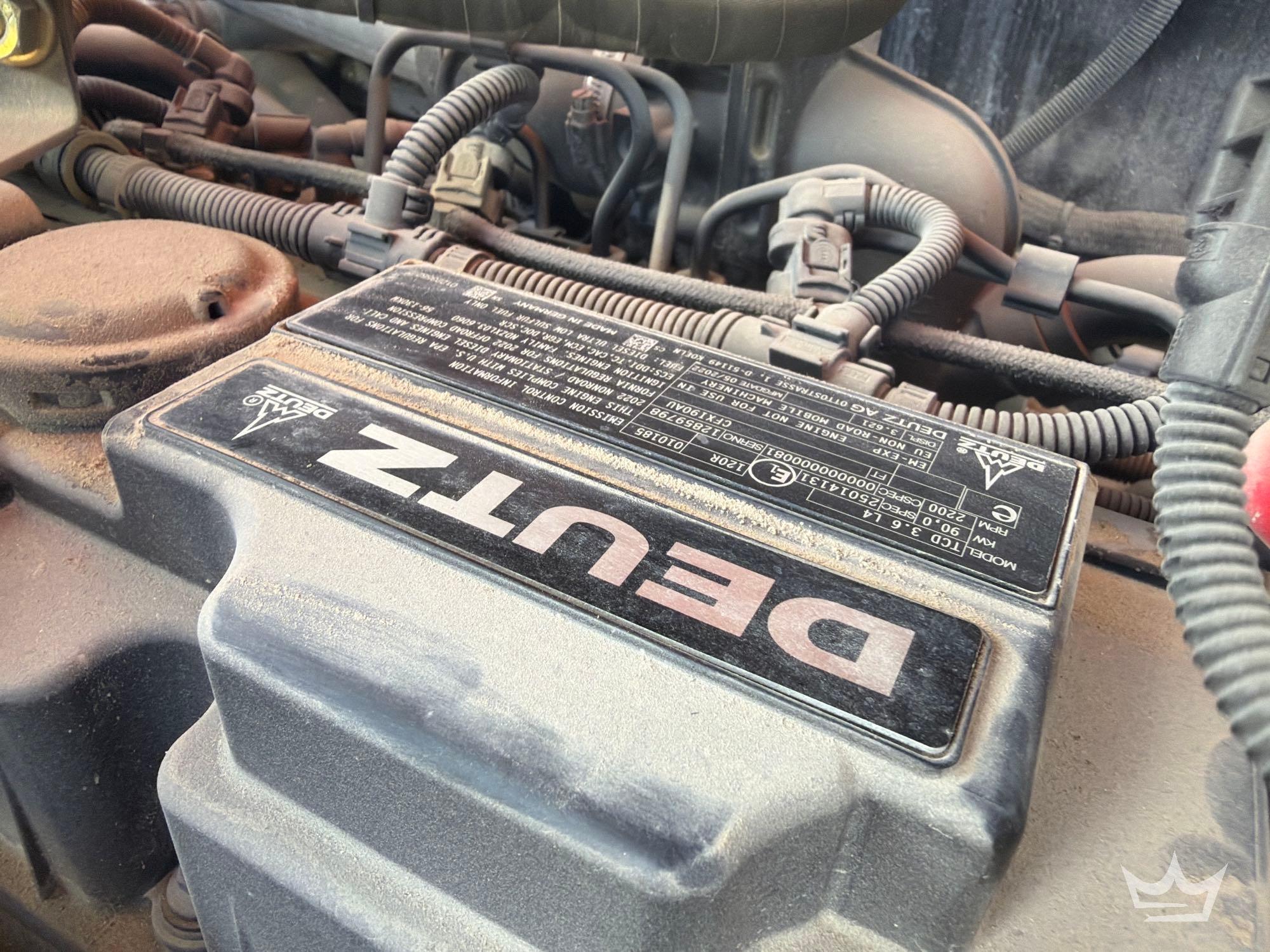 2024 JLG 925