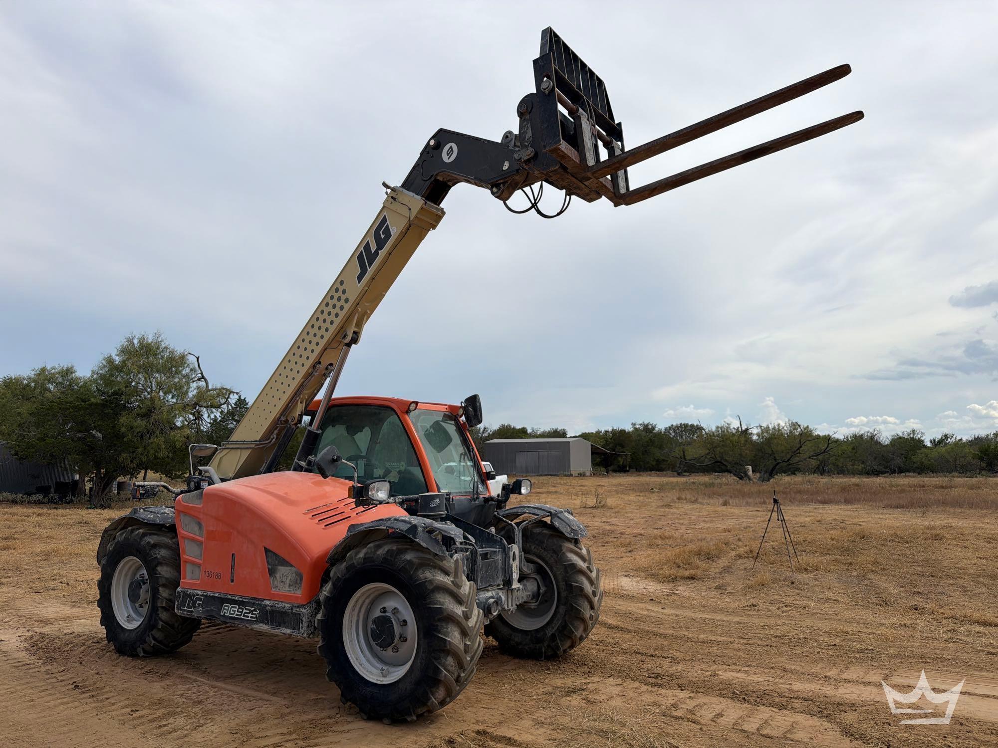 2024 JLG 925