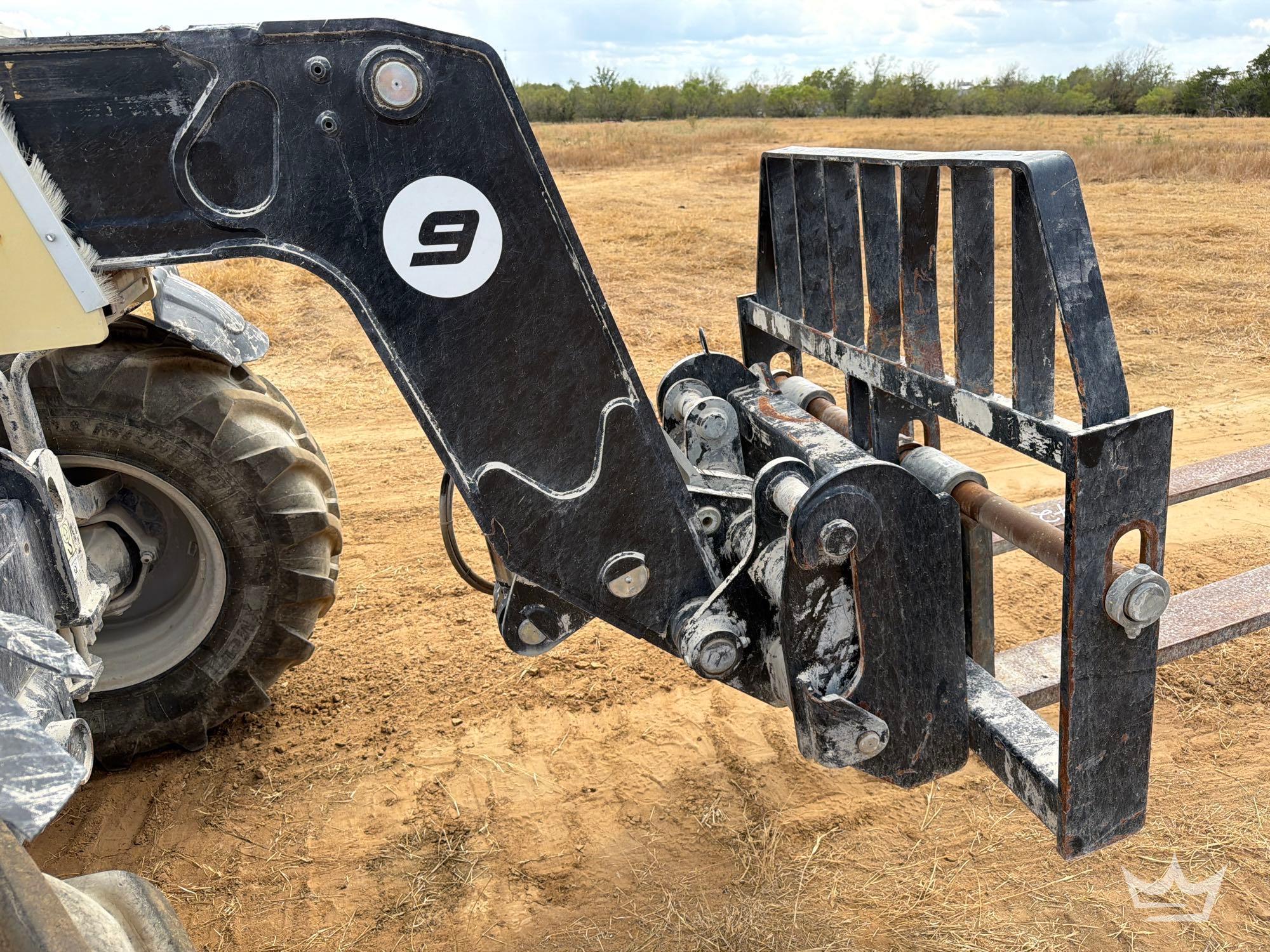 2024 JLG 925