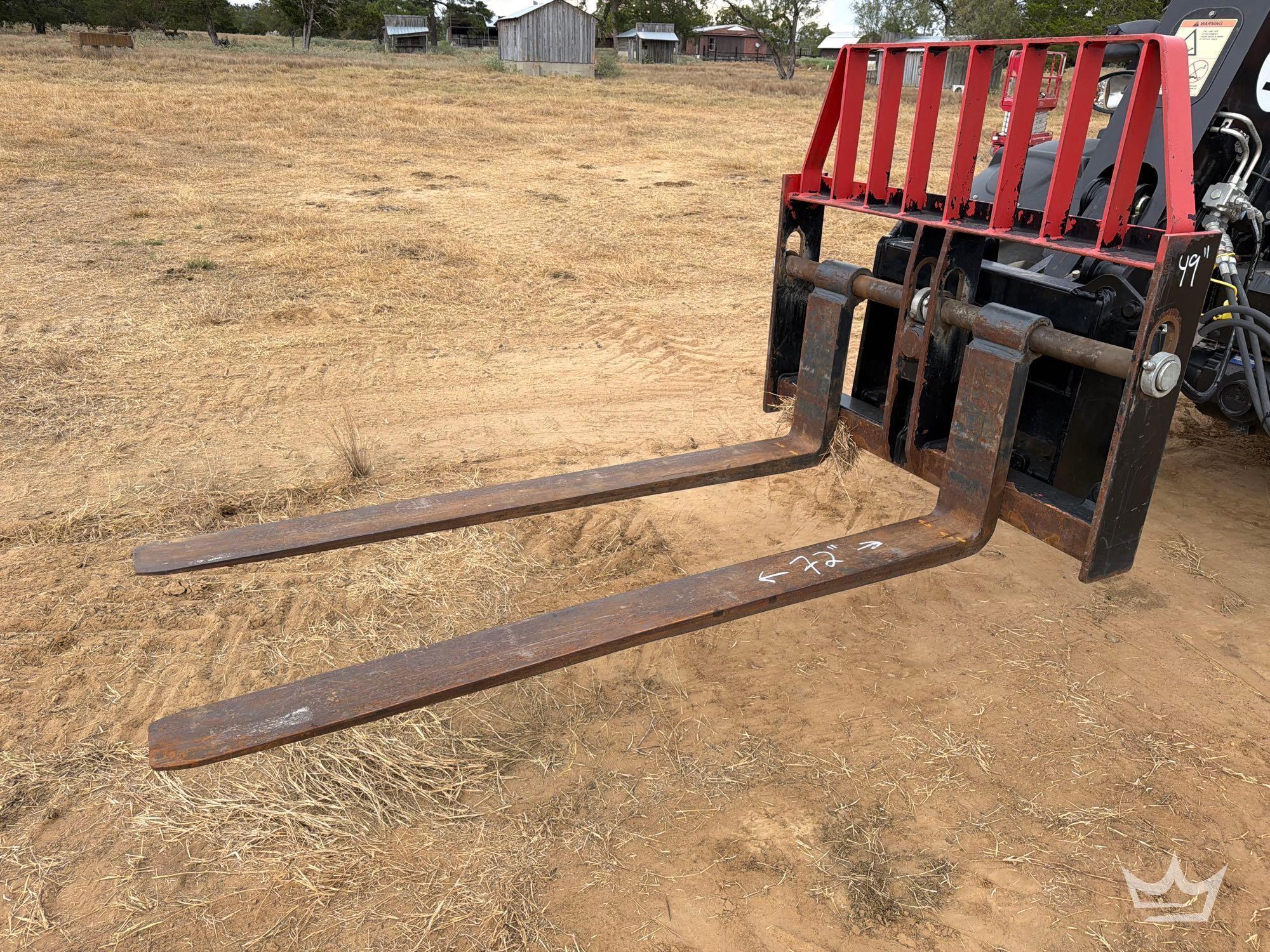 2023 JLG 925
